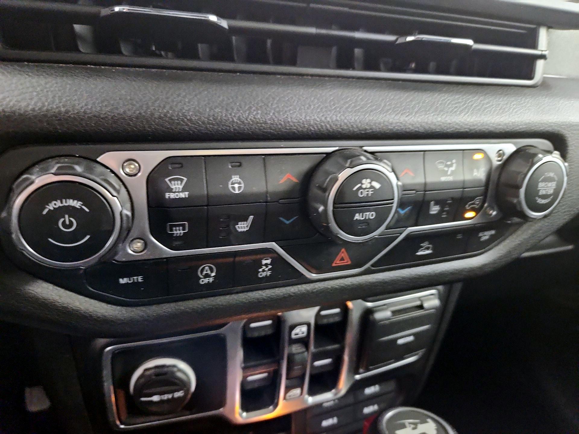 Thumbnail: 2024 Jeep Wrangler - 16