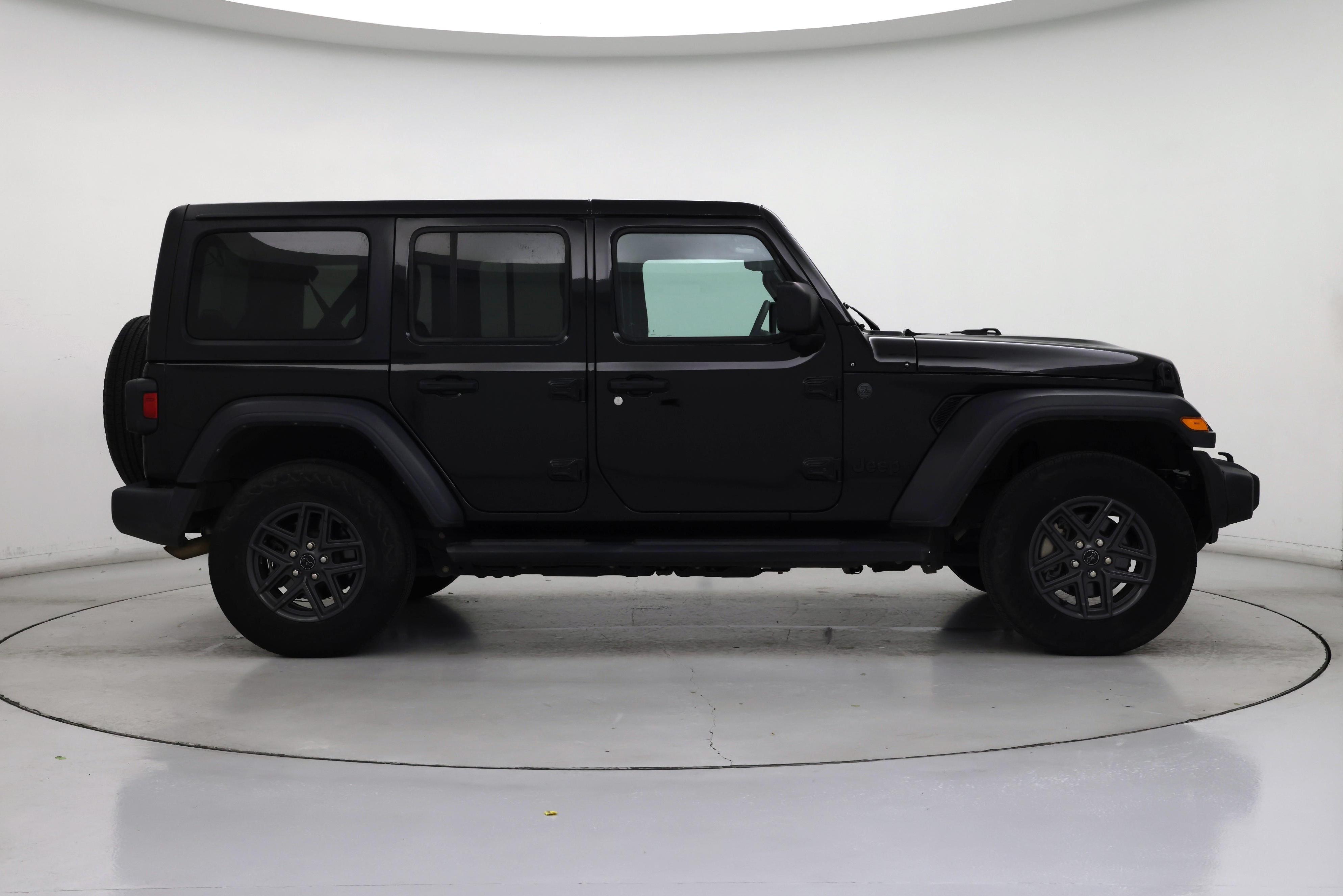 Thumbnail: 2024 Jeep Wrangler - 7