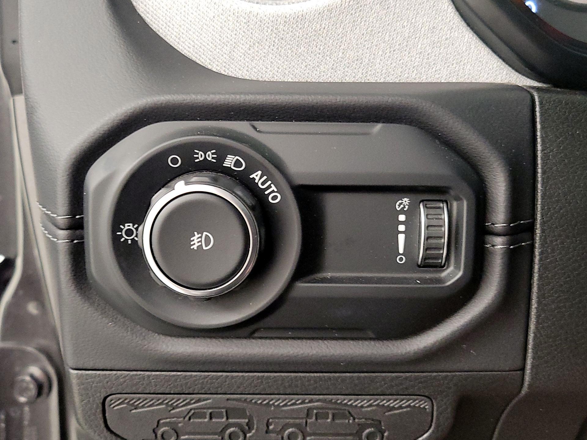 Thumbnail: 2025 Jeep Wrangler - 13