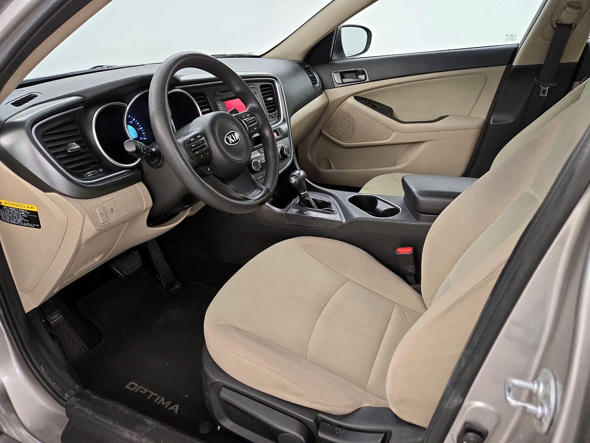 Thumbnail: 2015 Kia Optima - 11
