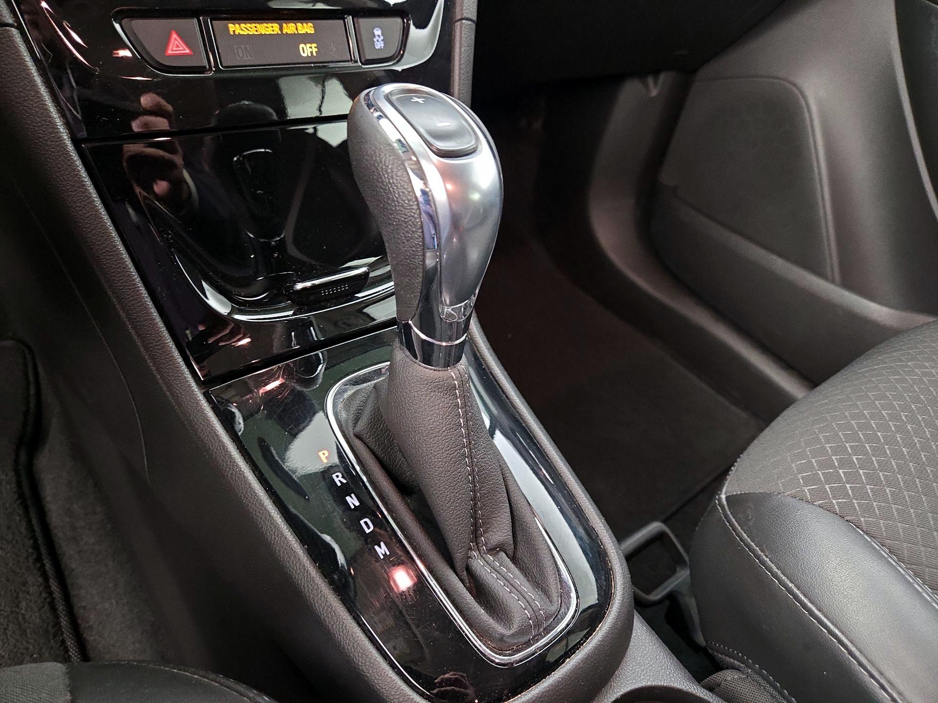 Thumbnail: 2019 Buick Encore - 17