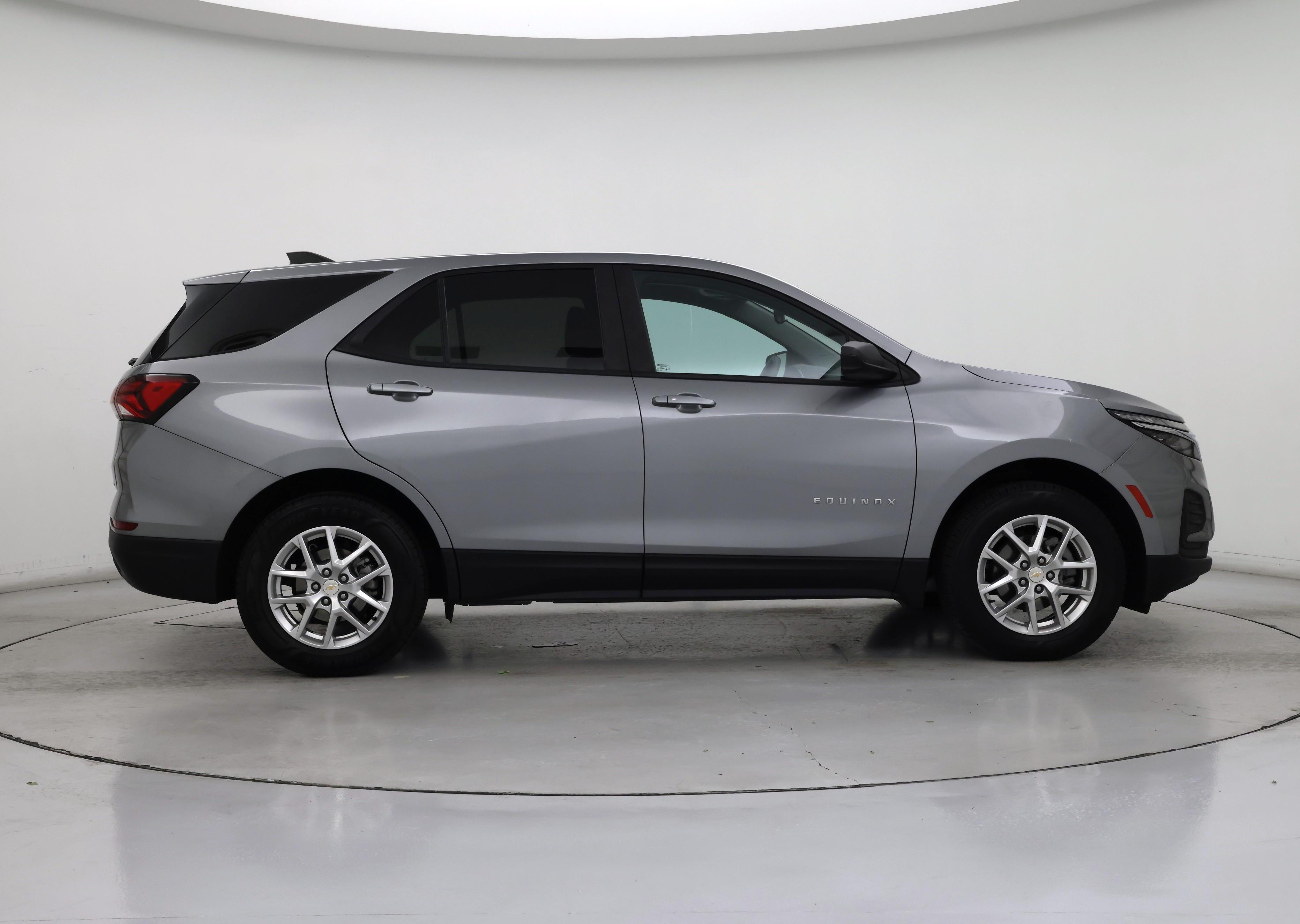 Thumbnail: 2023 Chevrolet Equinox - 7
