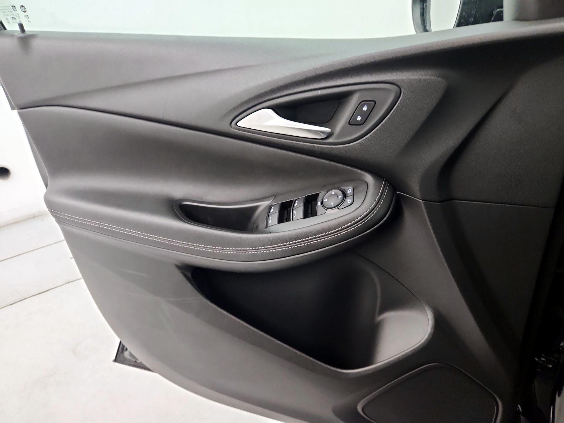 Thumbnail: 2025 Buick Encore GX - 12