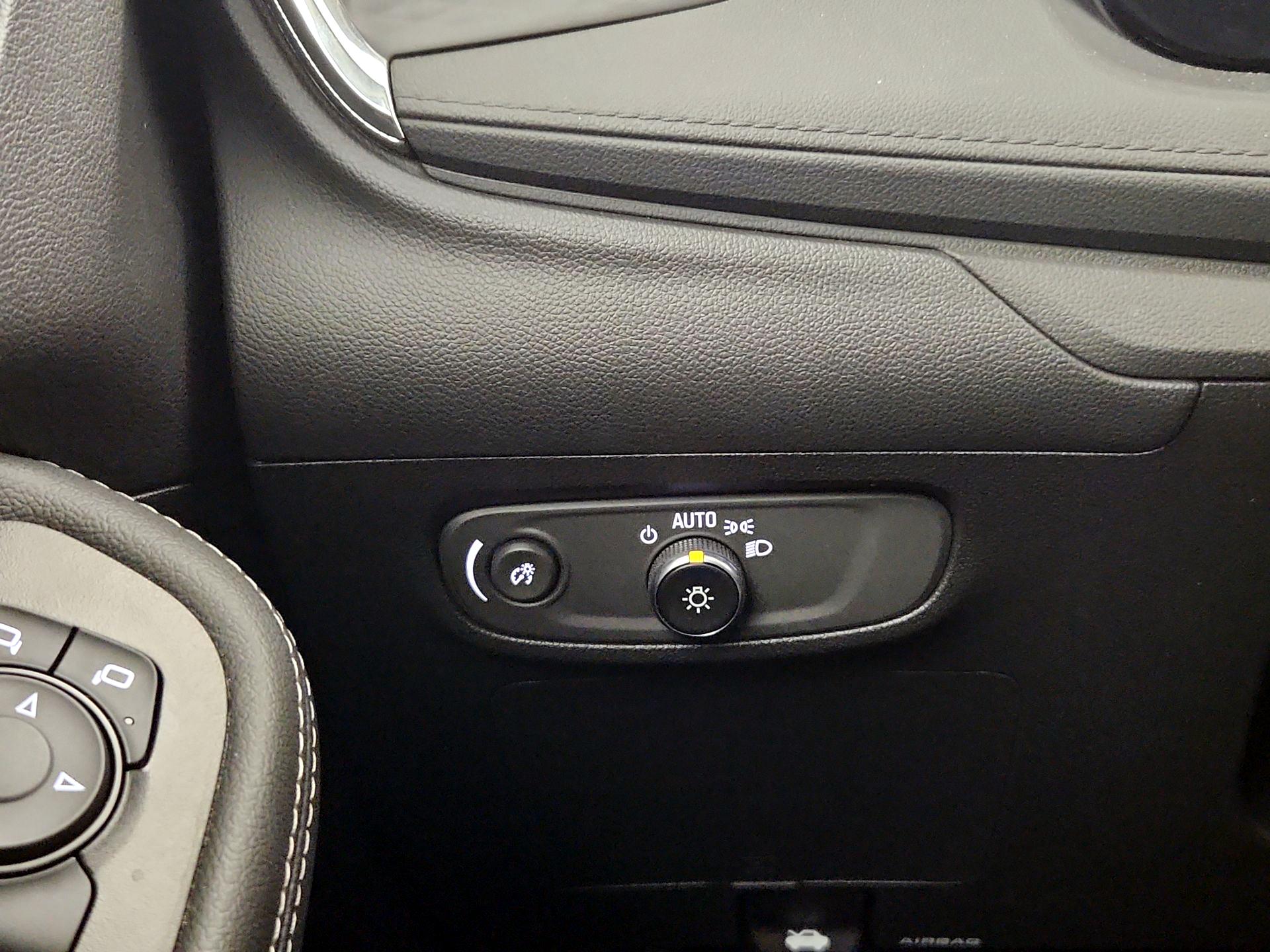 Thumbnail: 2025 Buick Encore GX - 13
