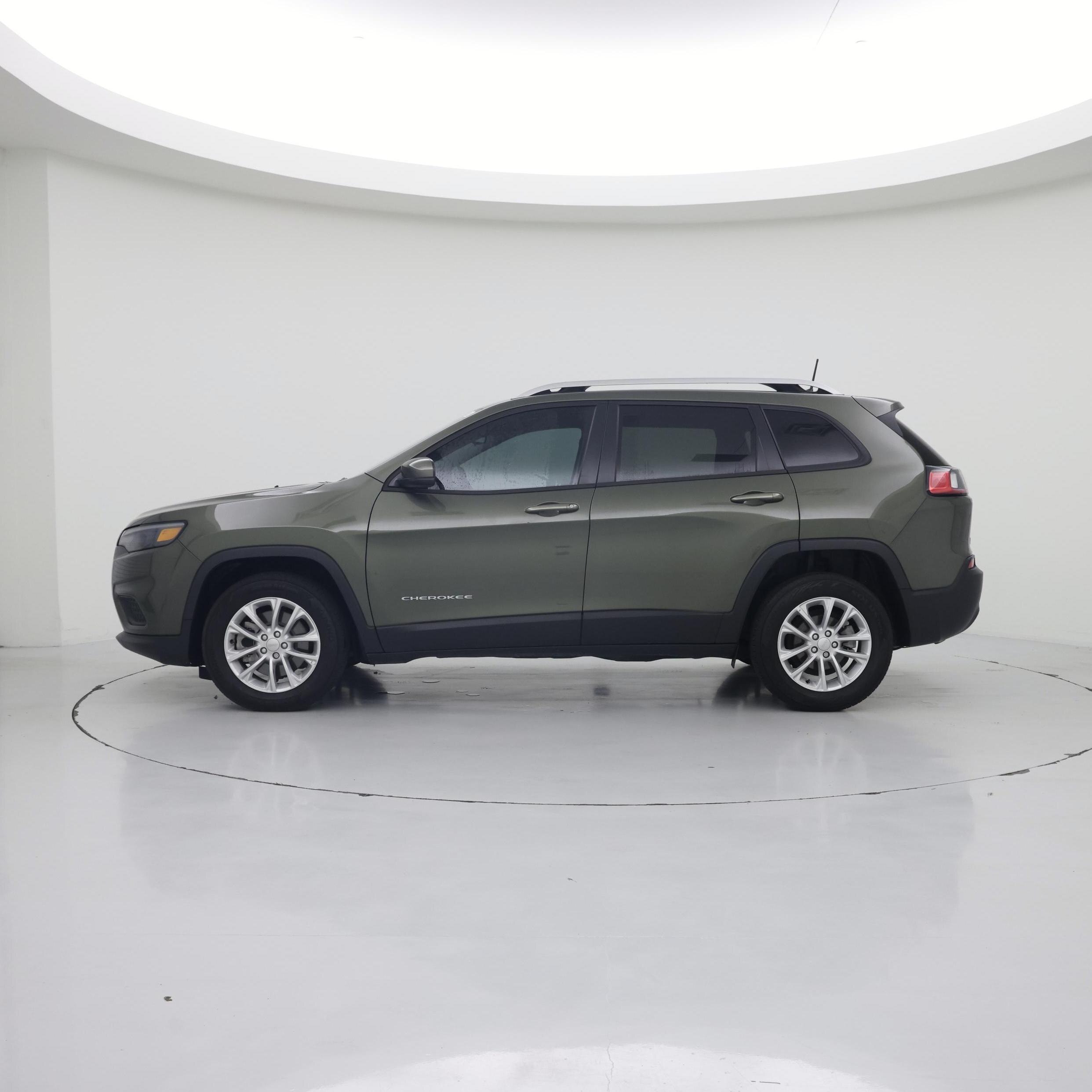Thumbnail: 2021 Jeep Cherokee - 3