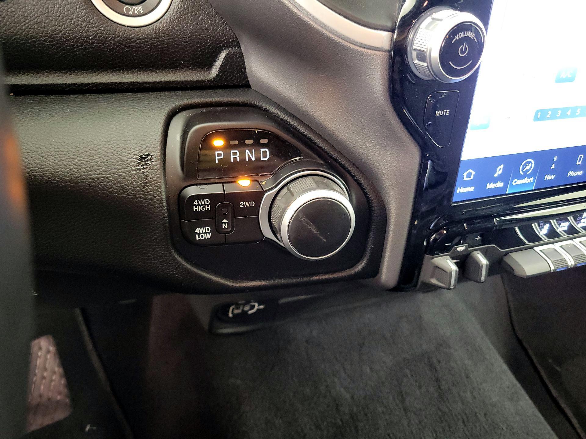 Thumbnail: 2024 RAM 2500 - 18