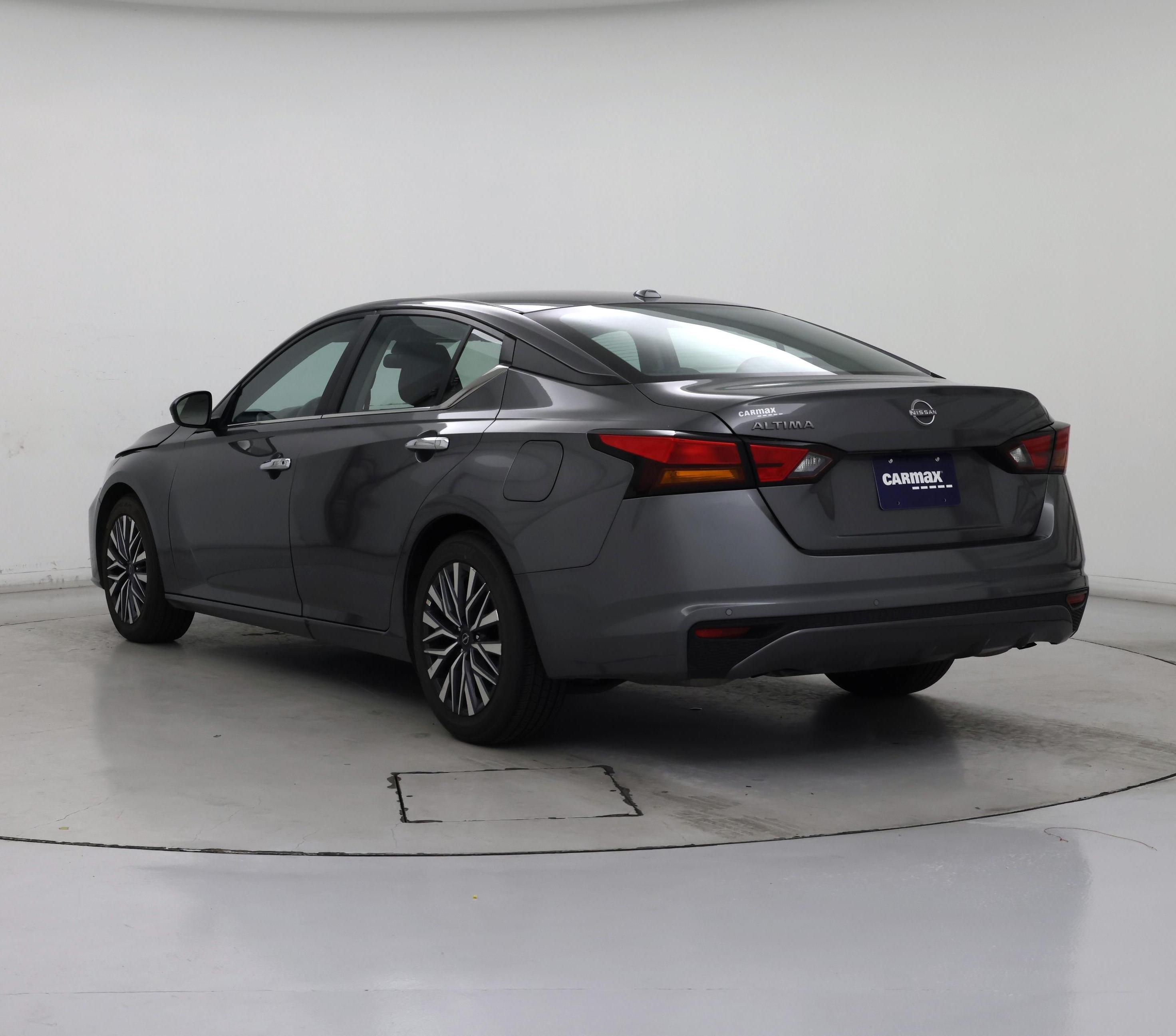 Thumbnail: 2025 Nissan Altima - 2