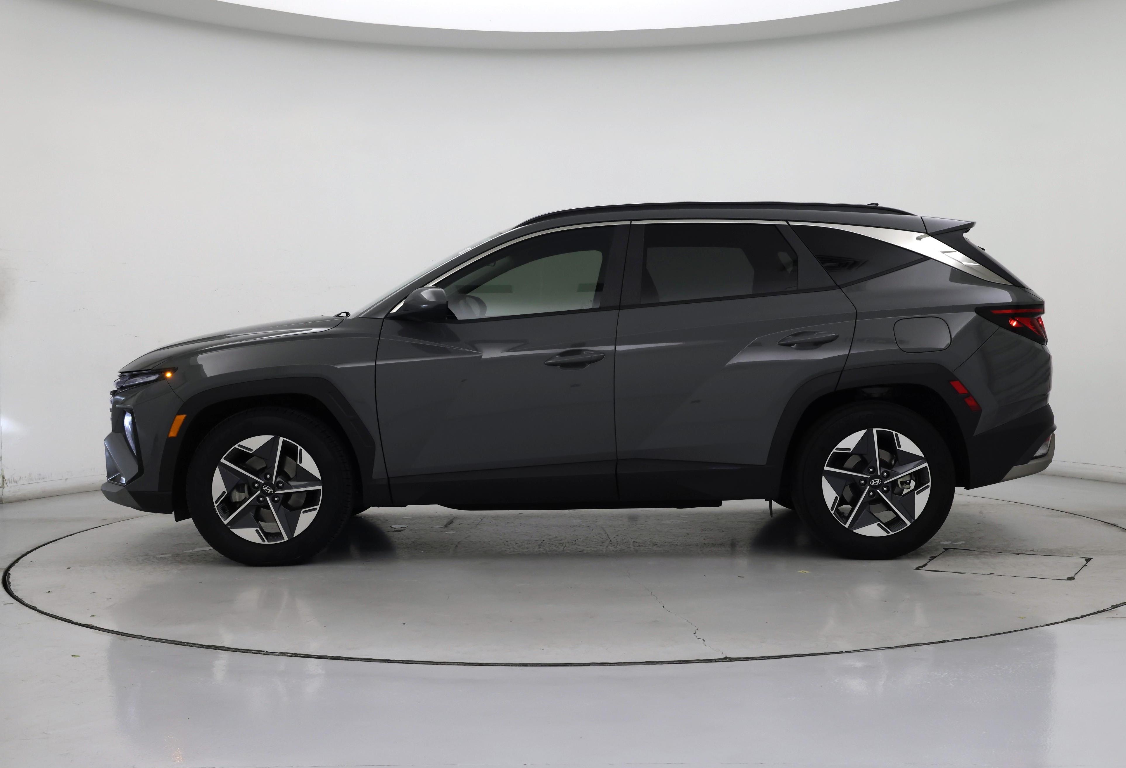 Thumbnail: 2025 Hyundai Tucson - 3