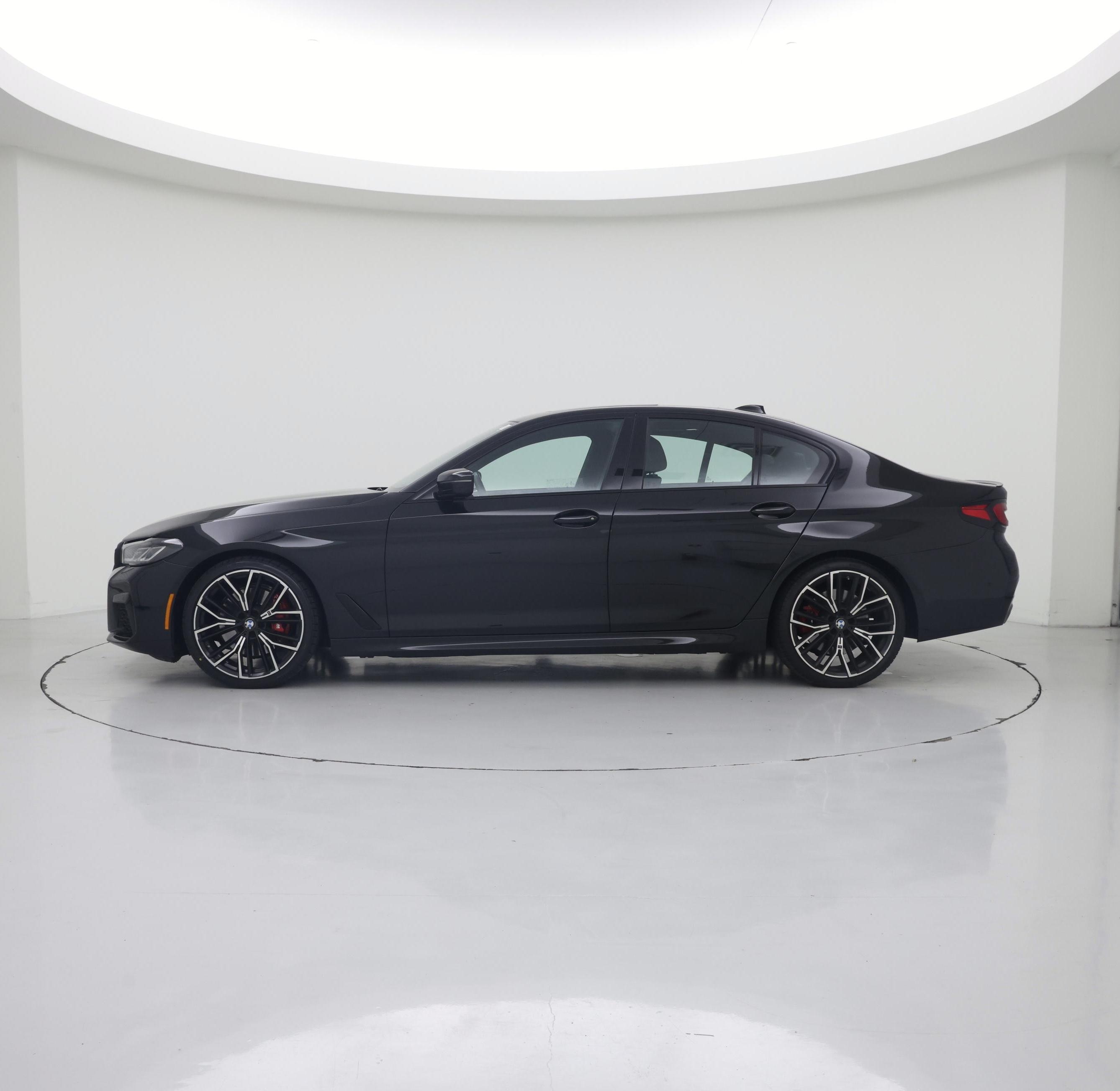 Thumbnail: 2023 BMW 5 Series - 3