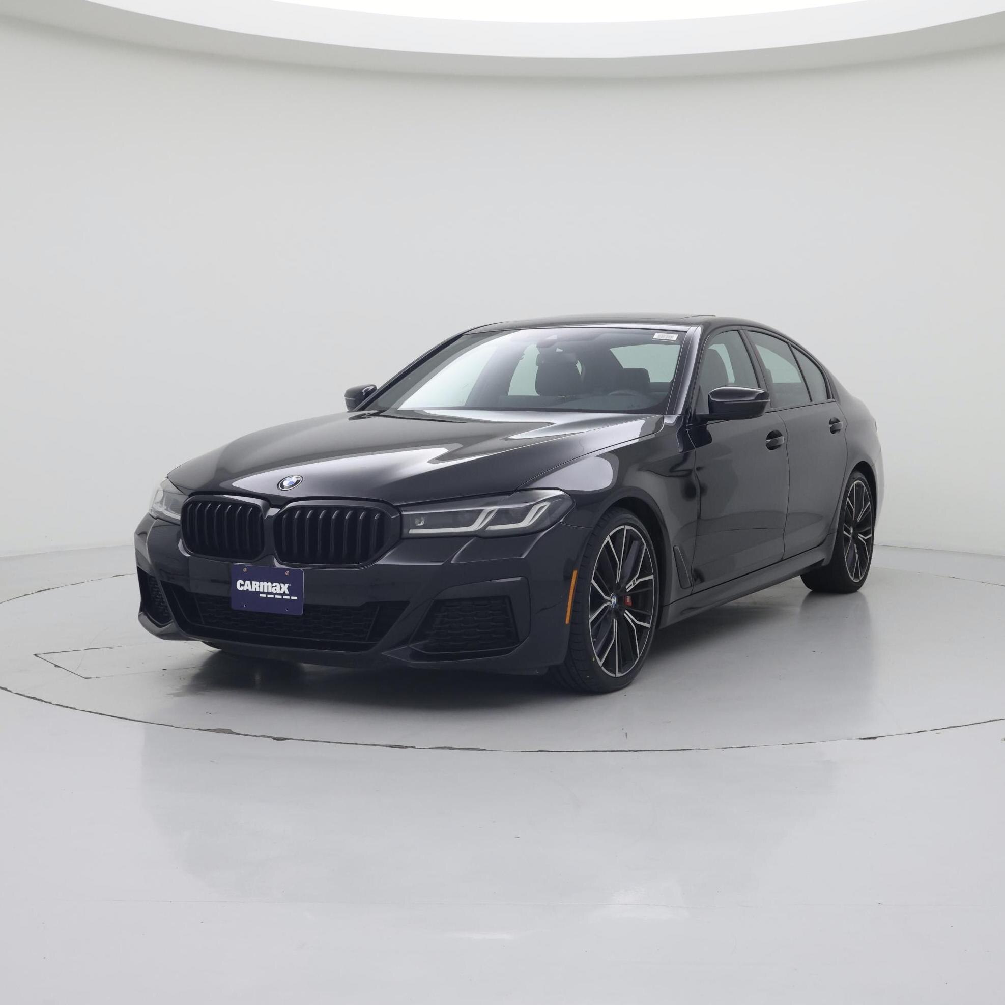 Thumbnail: 2023 BMW 5 Series - 4