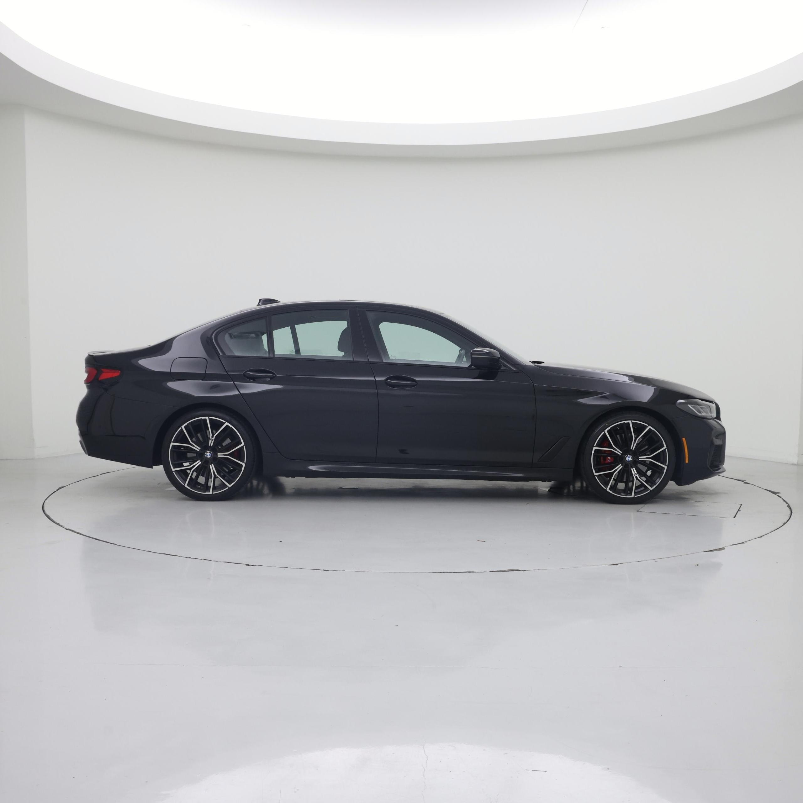 Thumbnail: 2023 BMW 5 Series - 7