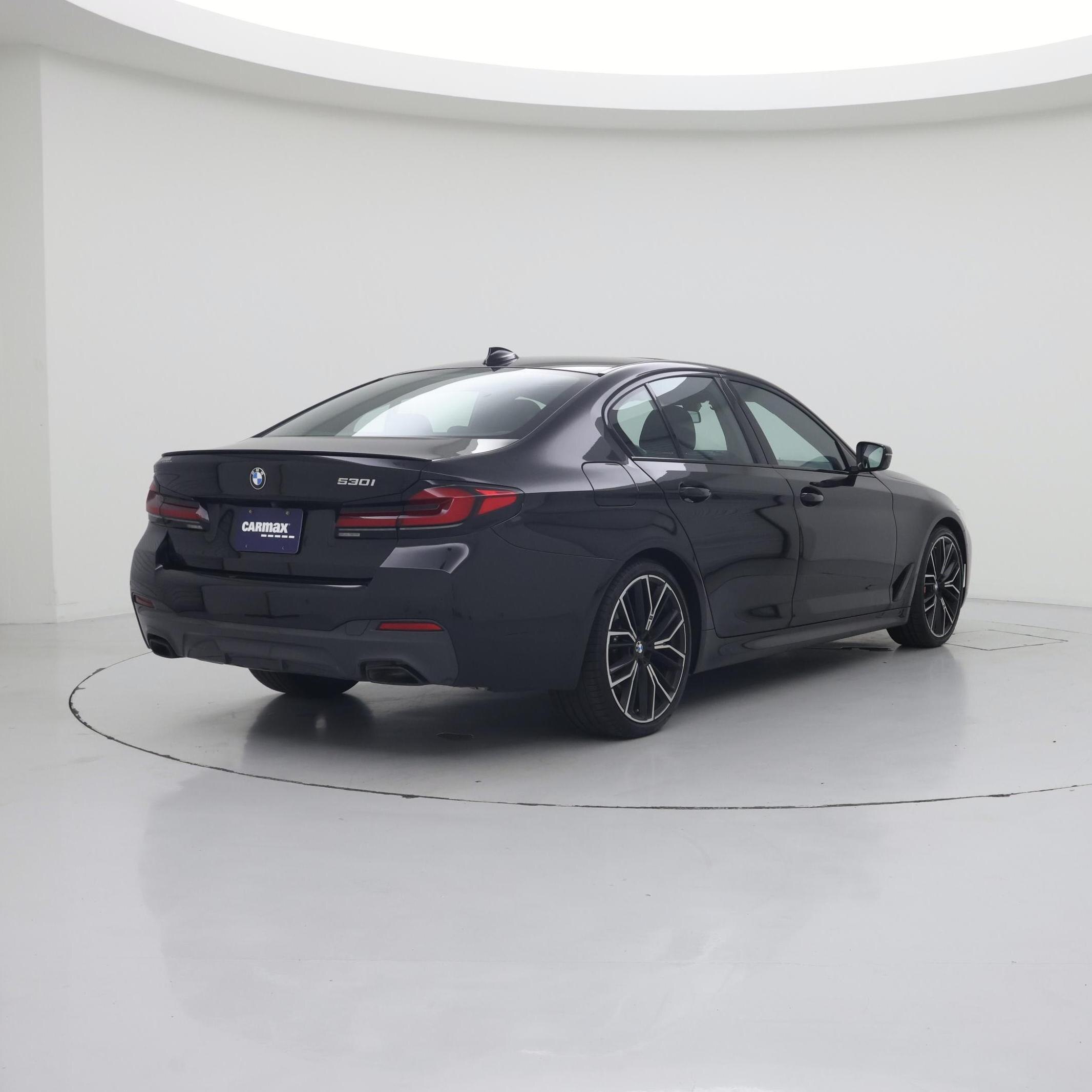 Thumbnail: 2023 BMW 5 Series - 8