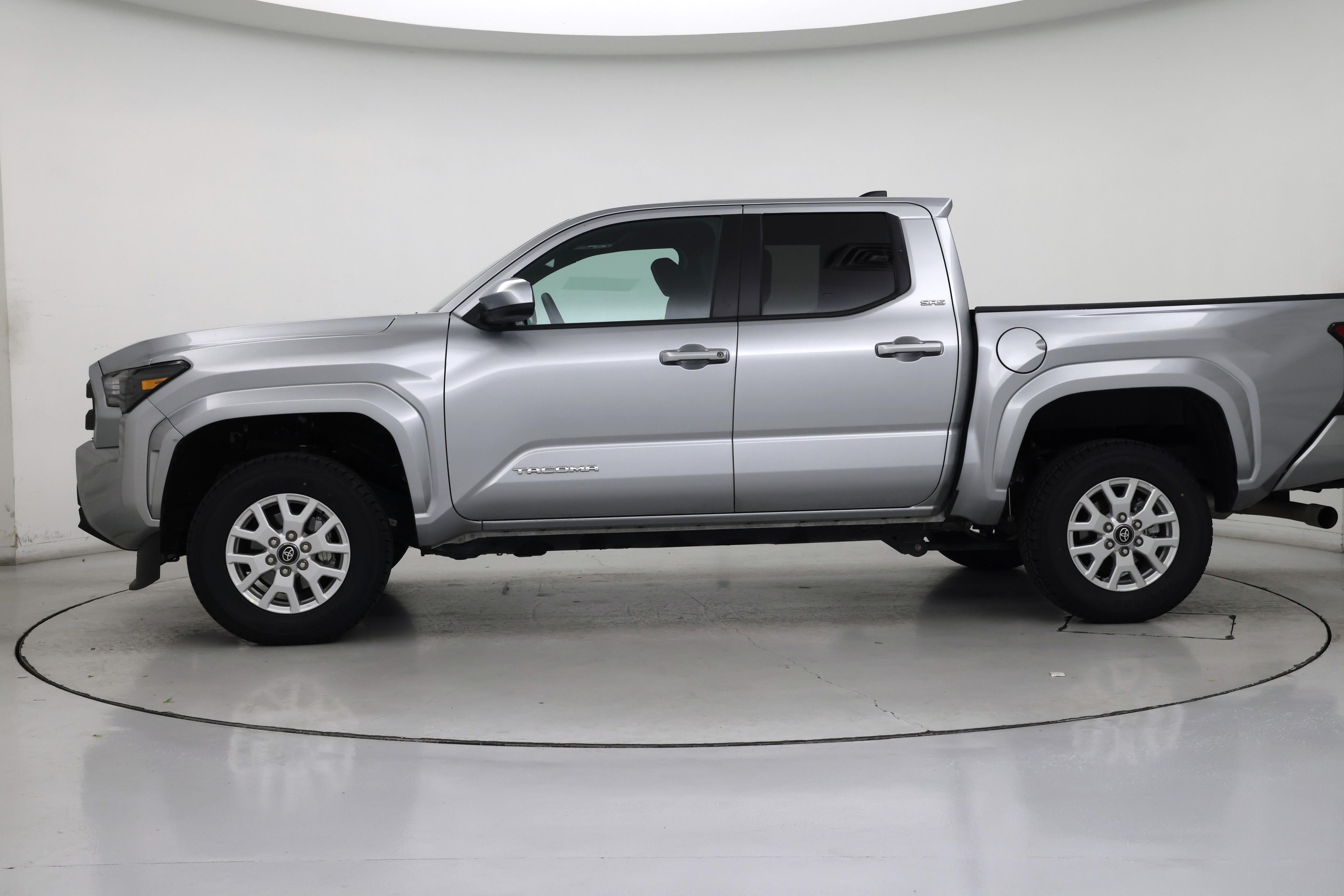 Thumbnail: 2025 Toyota Tacoma - 3