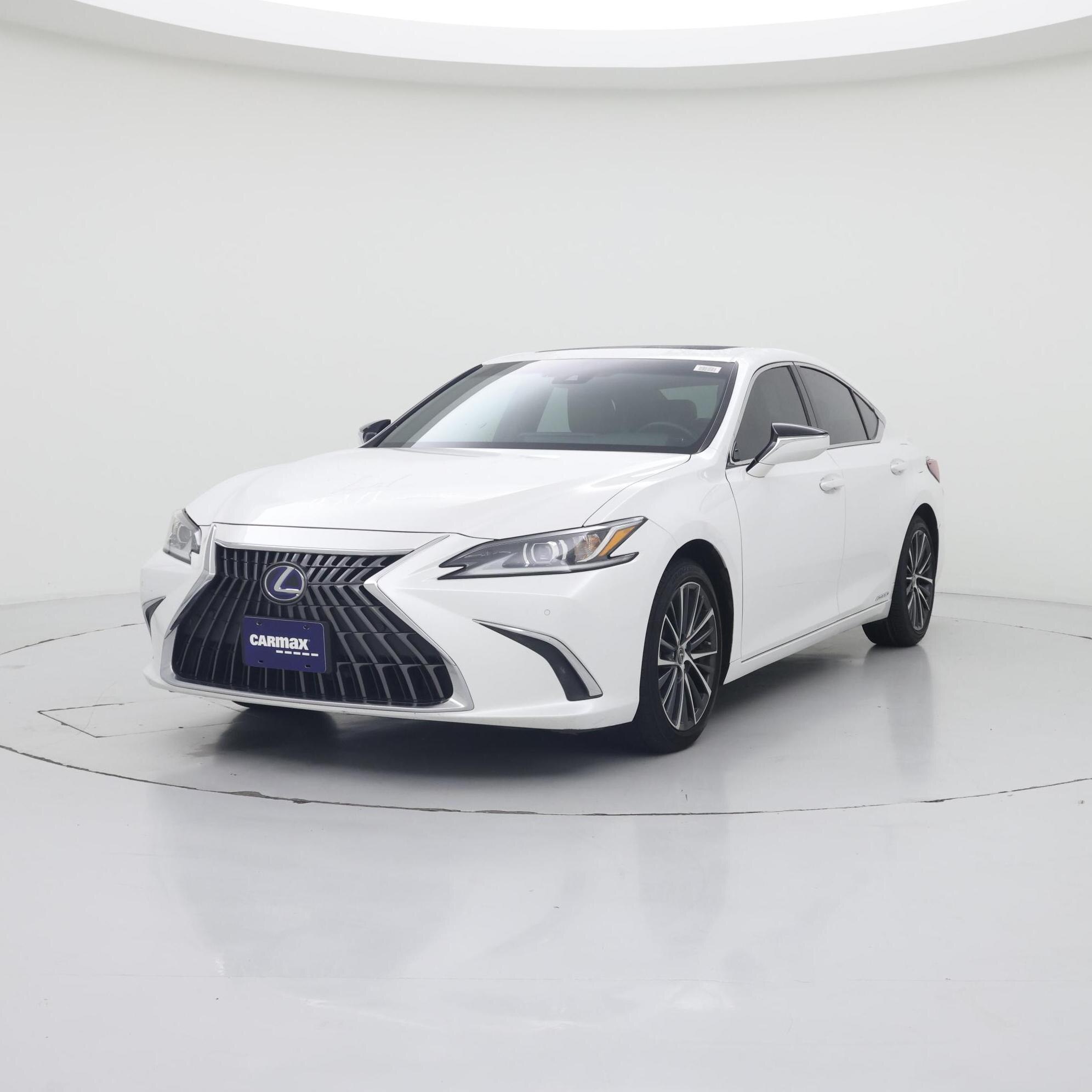 Thumbnail: 2022 Lexus ES - 4