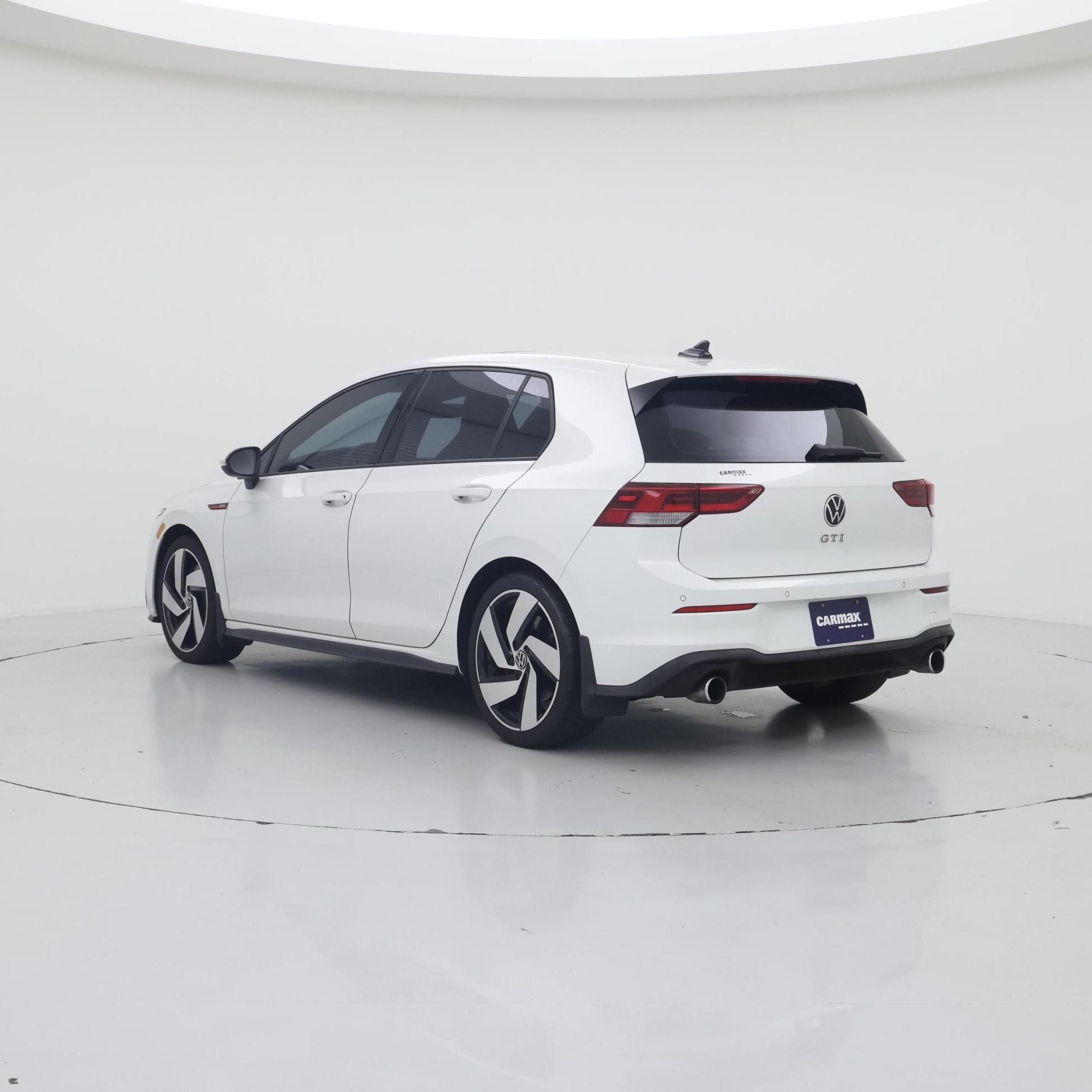 Thumbnail: 2023 Volkswagen Golf - 2