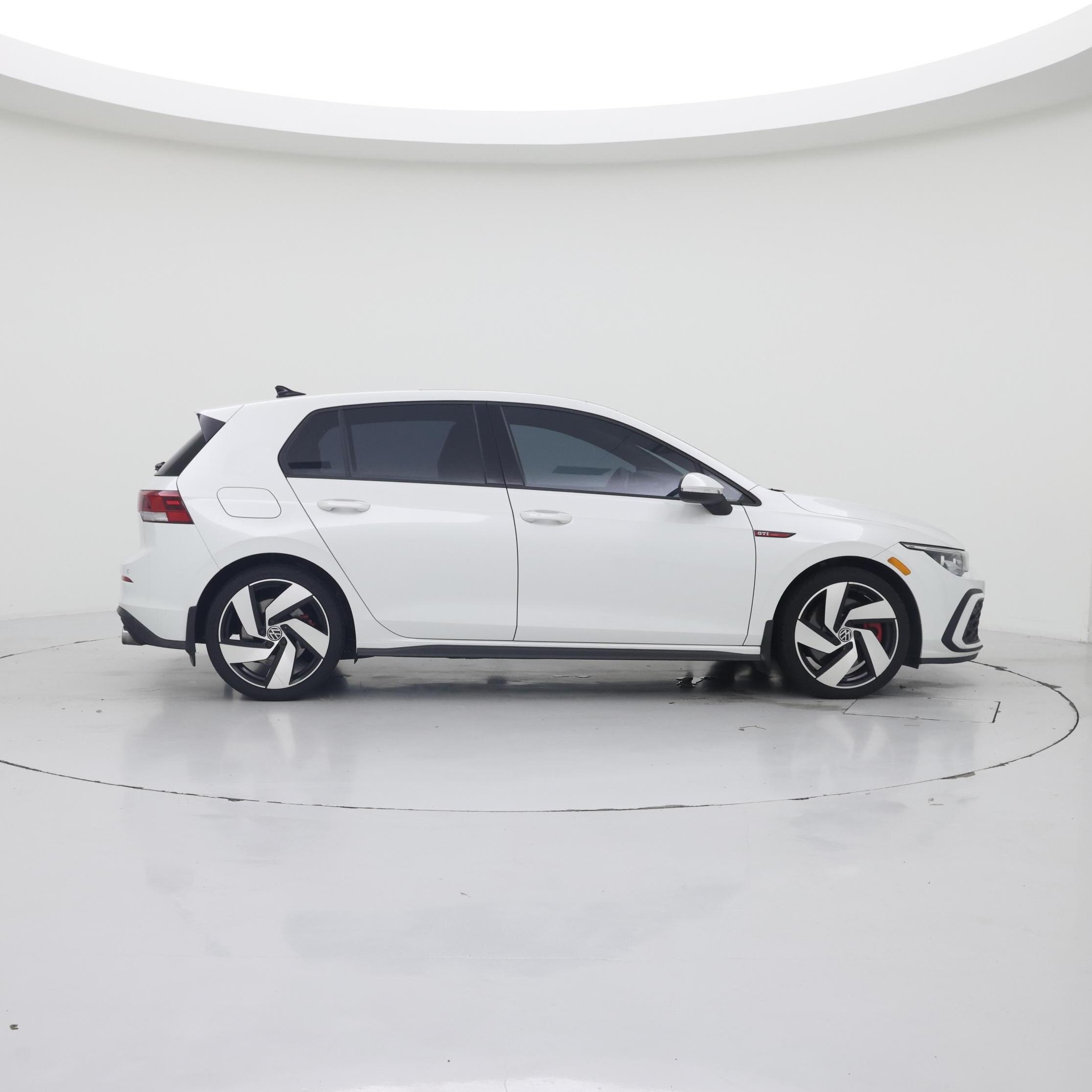 Thumbnail: 2023 Volkswagen Golf - 7