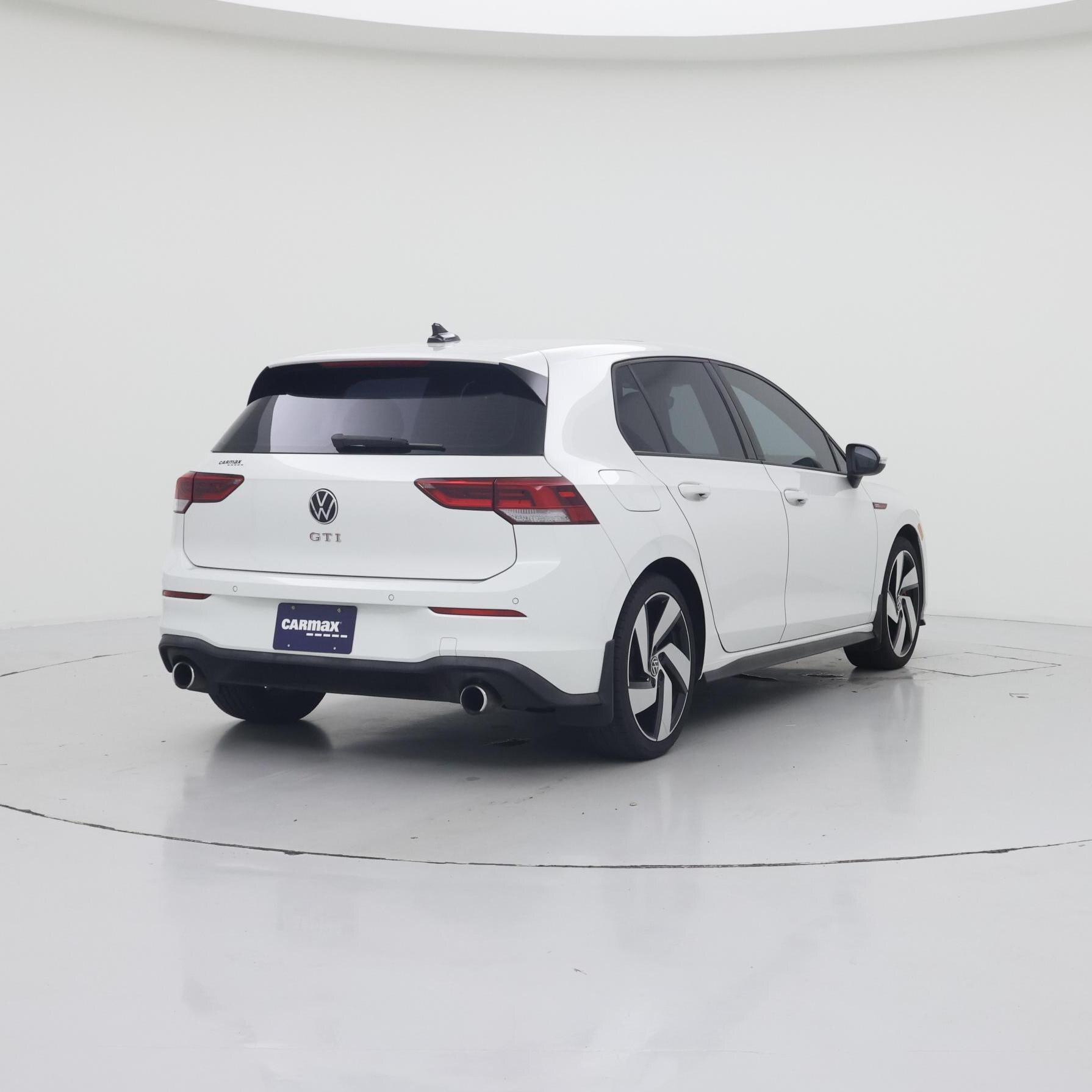 Thumbnail: 2023 Volkswagen Golf - 8
