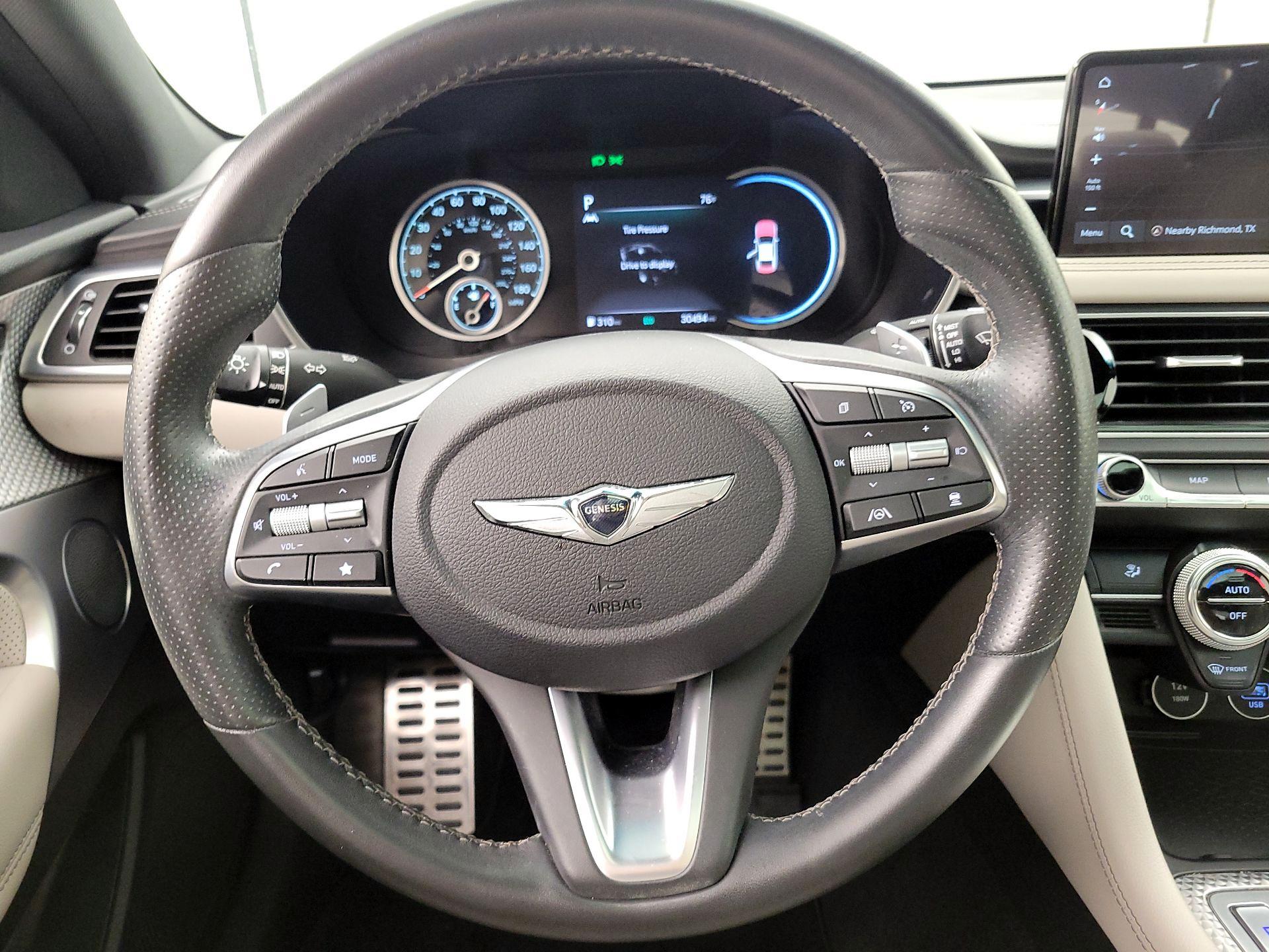 Thumbnail: 2023 Genesis G70 - 10