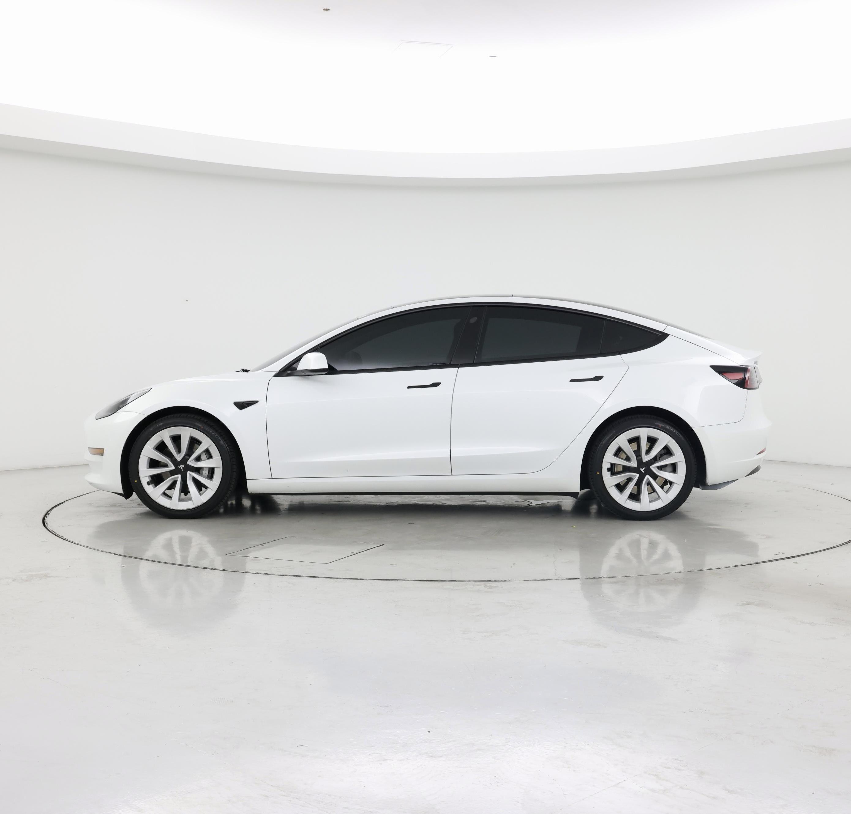 Thumbnail: 2023 Tesla Model 3 - 3