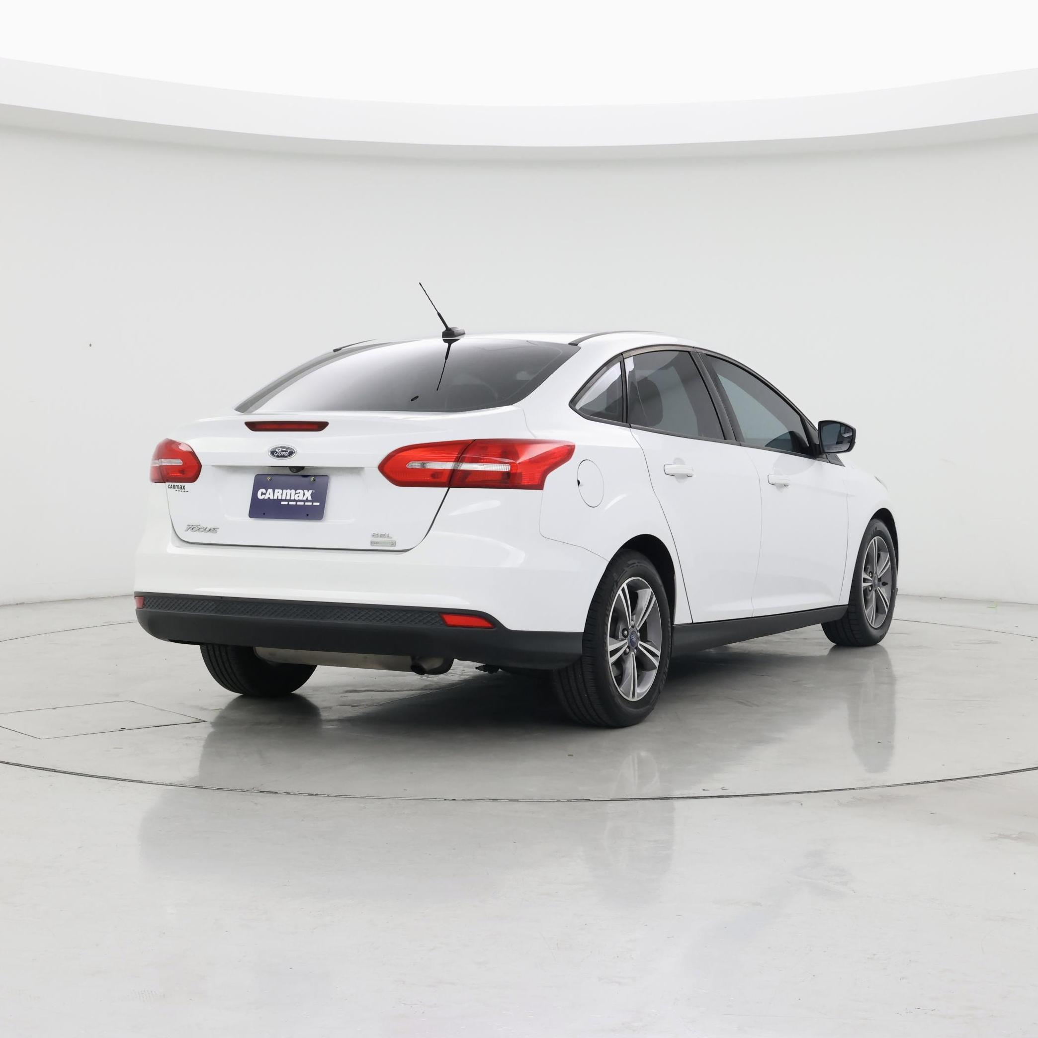 Thumbnail: 2018 Ford Focus - 8