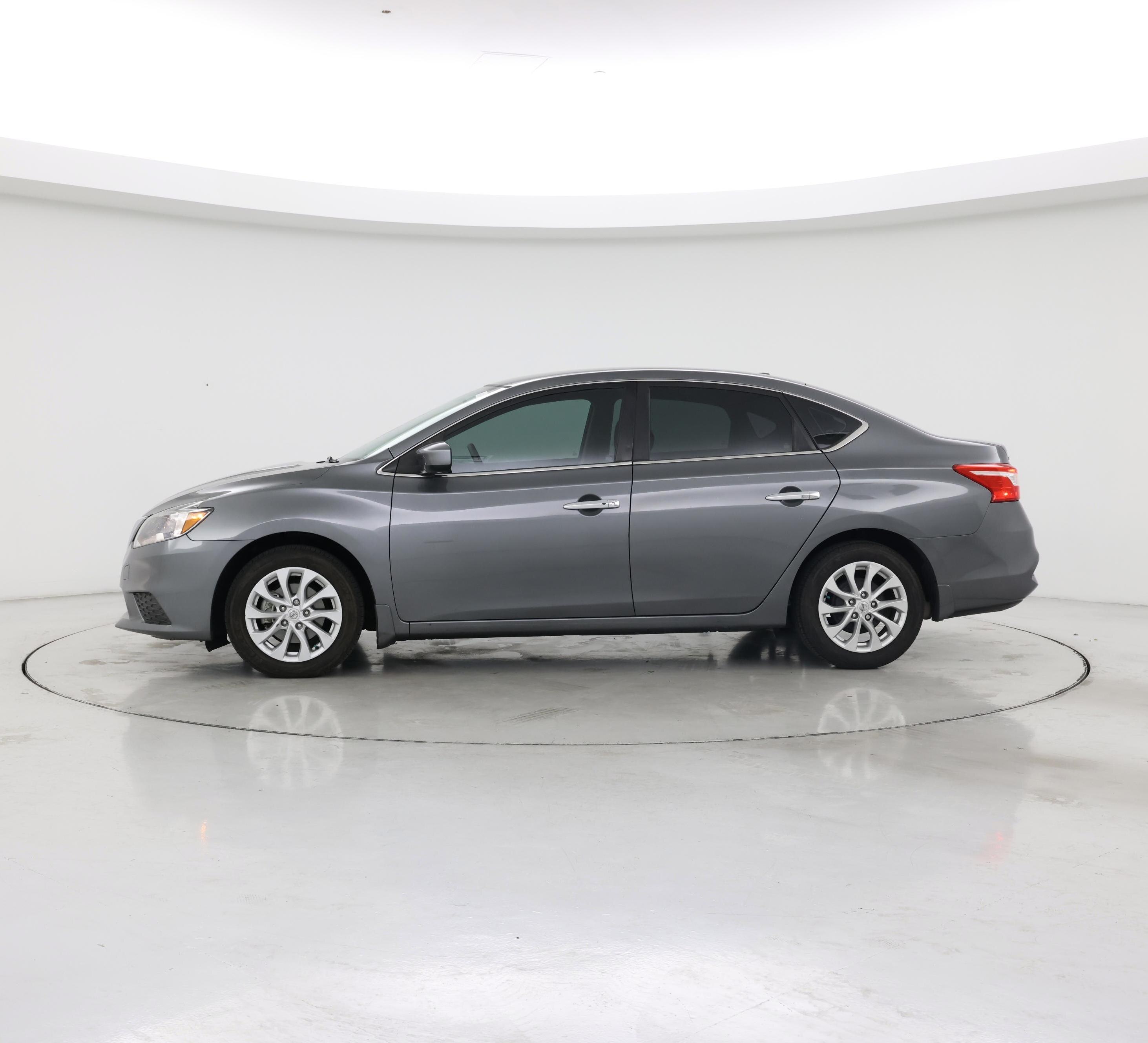 Thumbnail: 2019 Nissan Sentra - 3