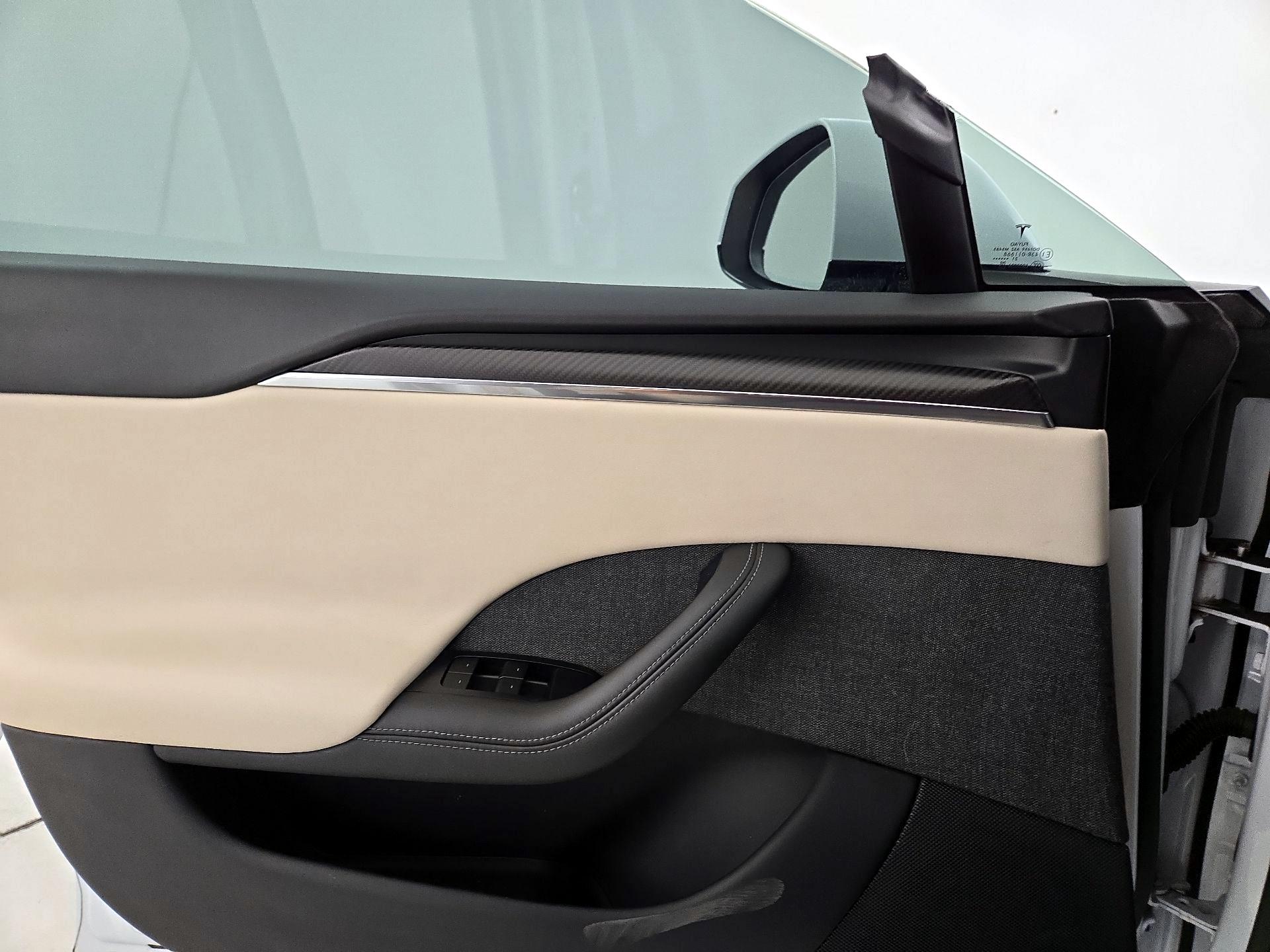 Thumbnail: 2022 Tesla Model S - 12