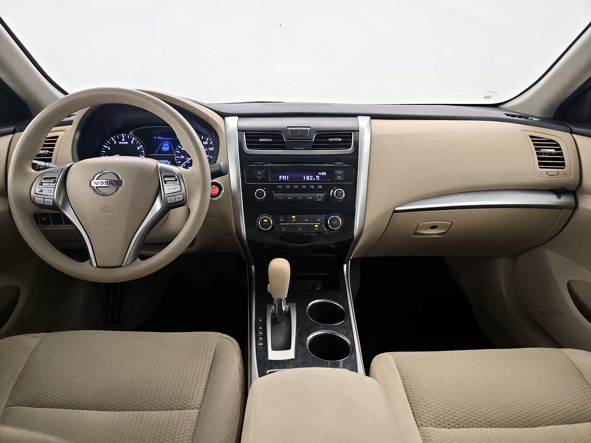 Thumbnail: 2014 Nissan Altima - 9