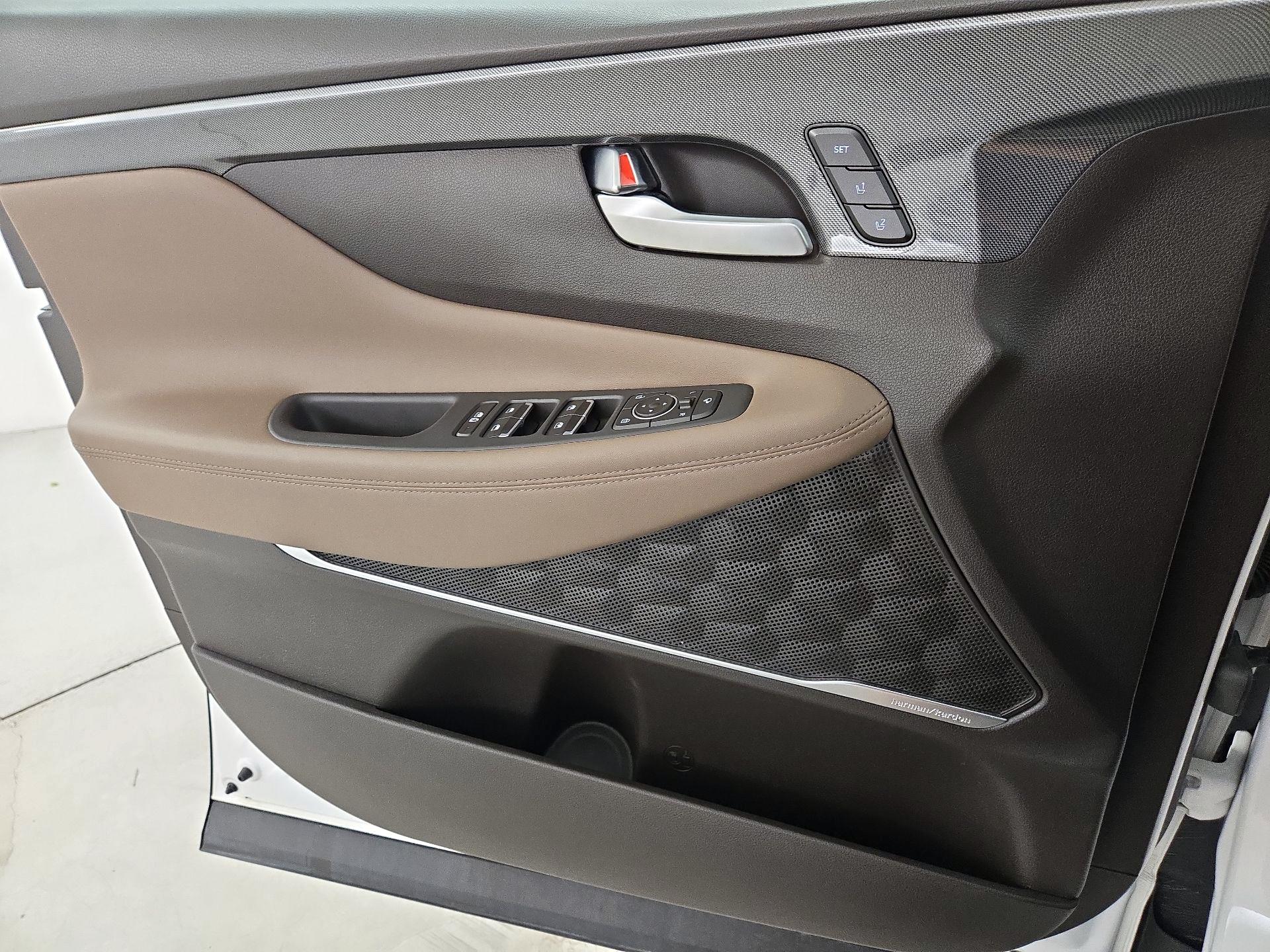 Thumbnail: 2023 Hyundai Santa Fe - 12