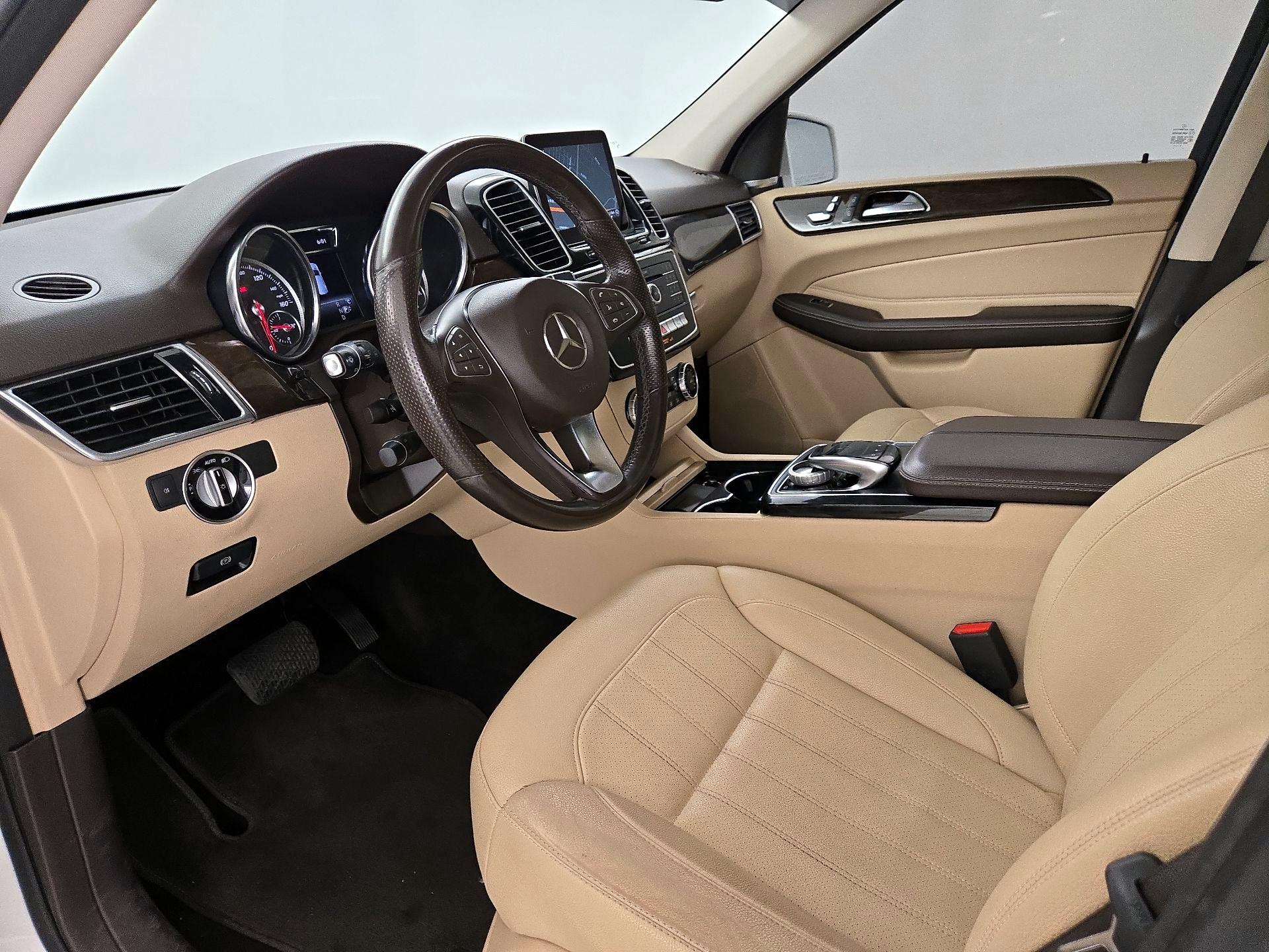Thumbnail: 2018 Mercedes-Benz GLE - 11