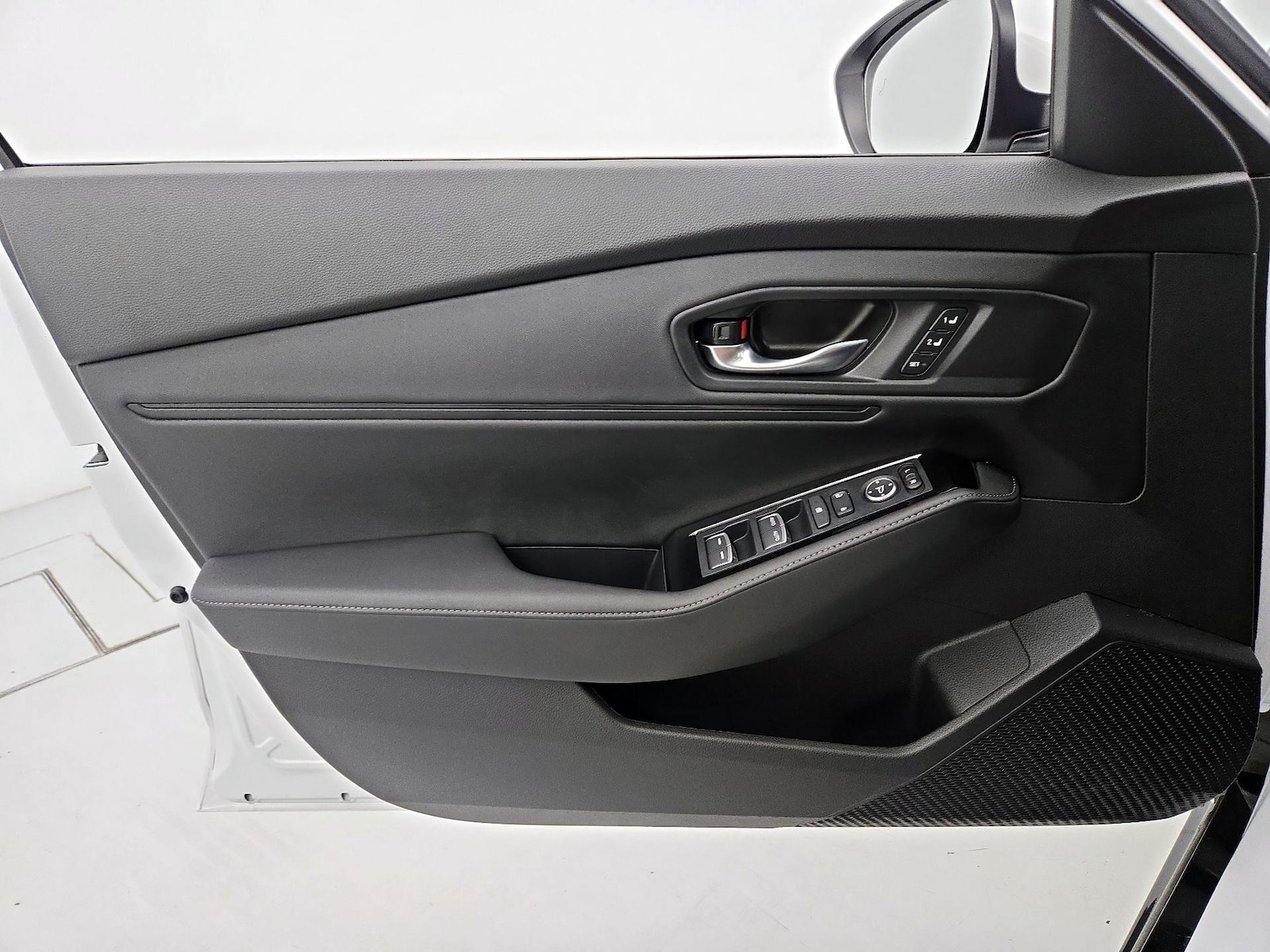 2025 Honda Accord Hybrid Touring - Photo 13