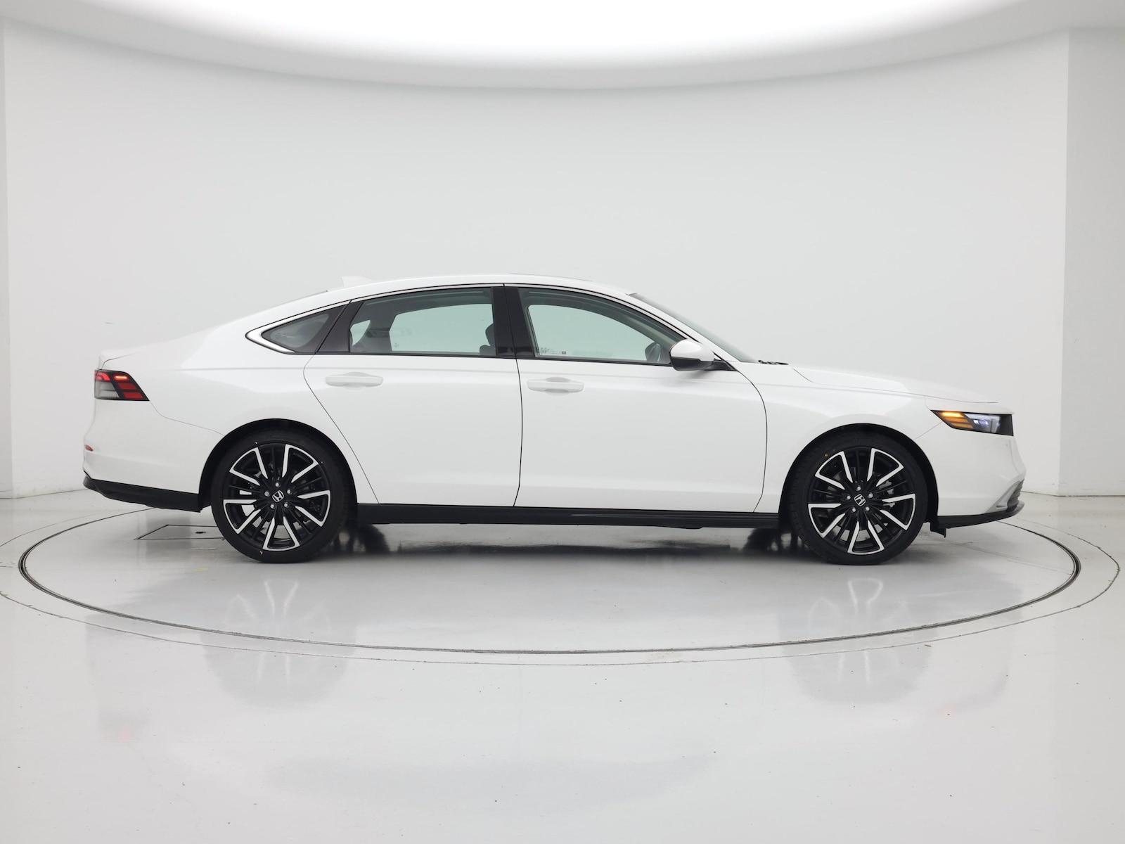 2025 Honda Accord Hybrid Touring - Photo 8