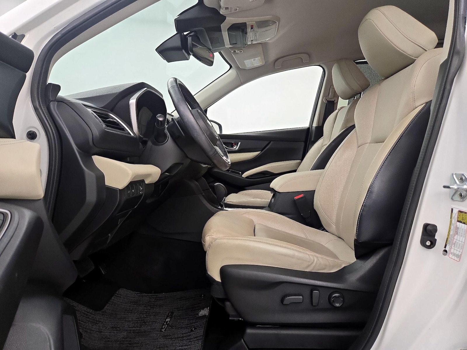 2023 Subaru Ascent Limited - Photo 12