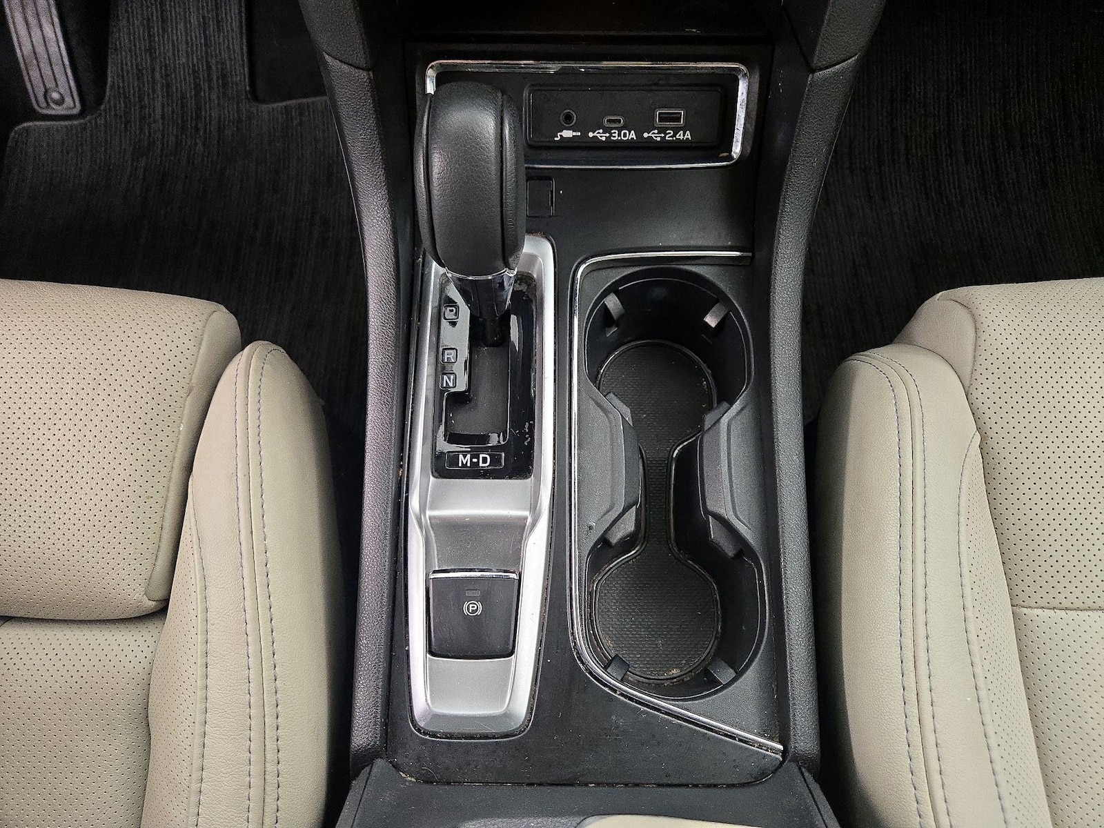 2023 Subaru Ascent Limited - Photo 18