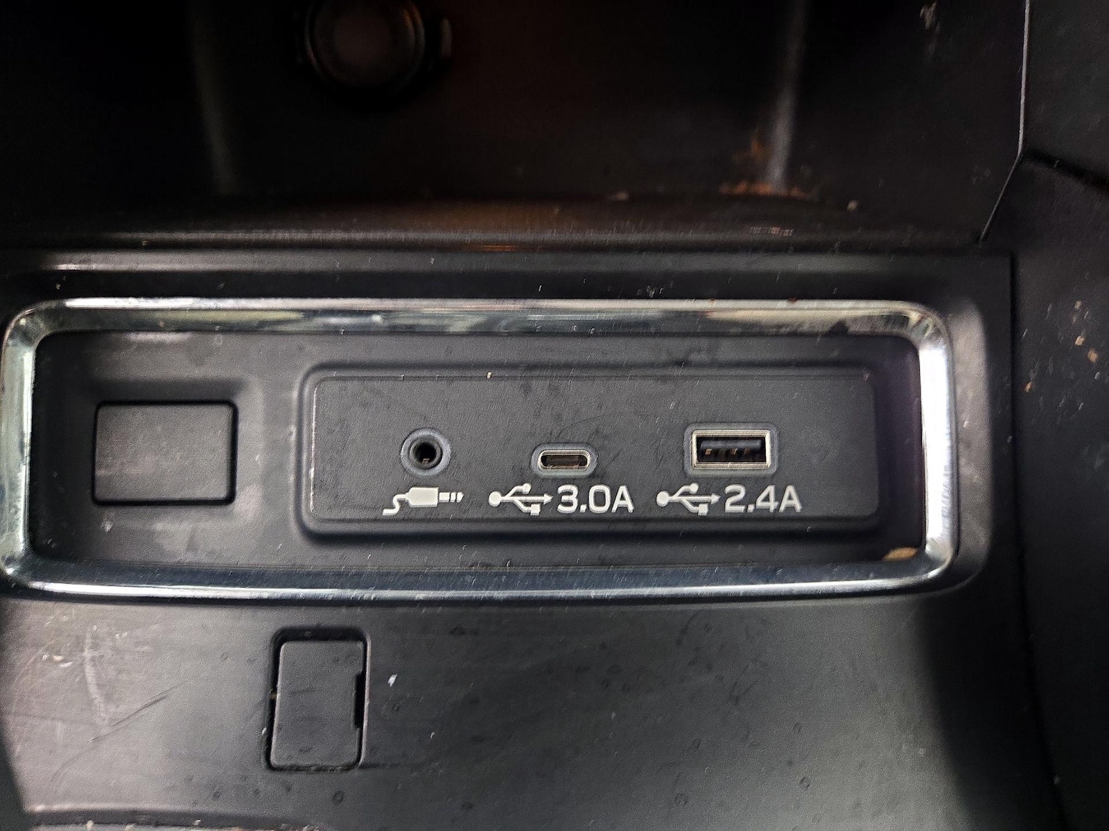 2023 Subaru Ascent Limited - Photo 19