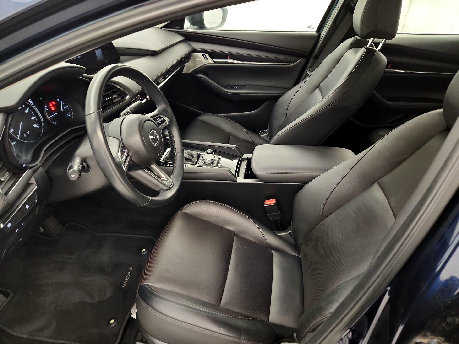 Thumbnail: 2020 Mazda Mazda3 - 11