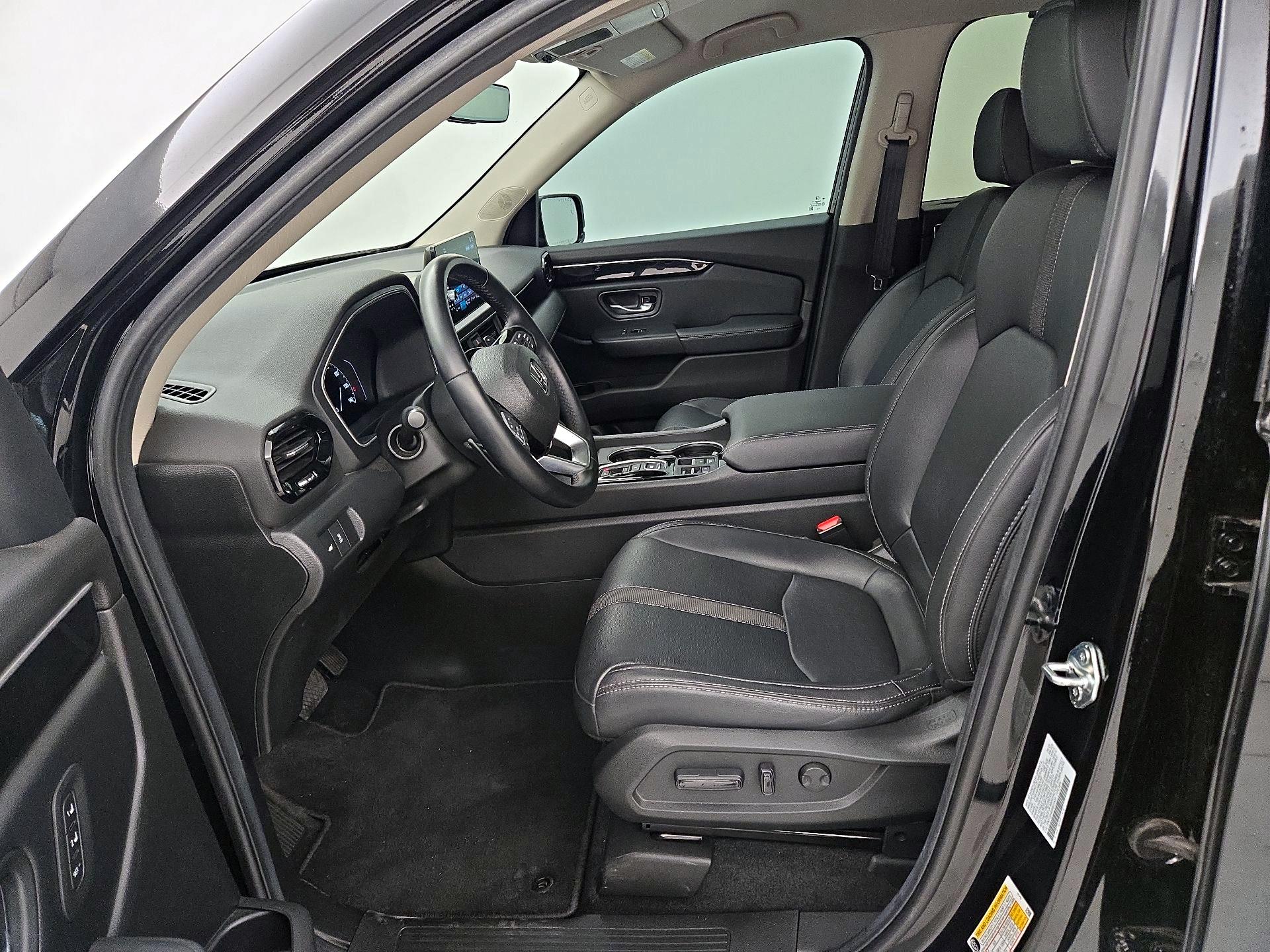 Thumbnail: 2025 Honda Pilot - 11