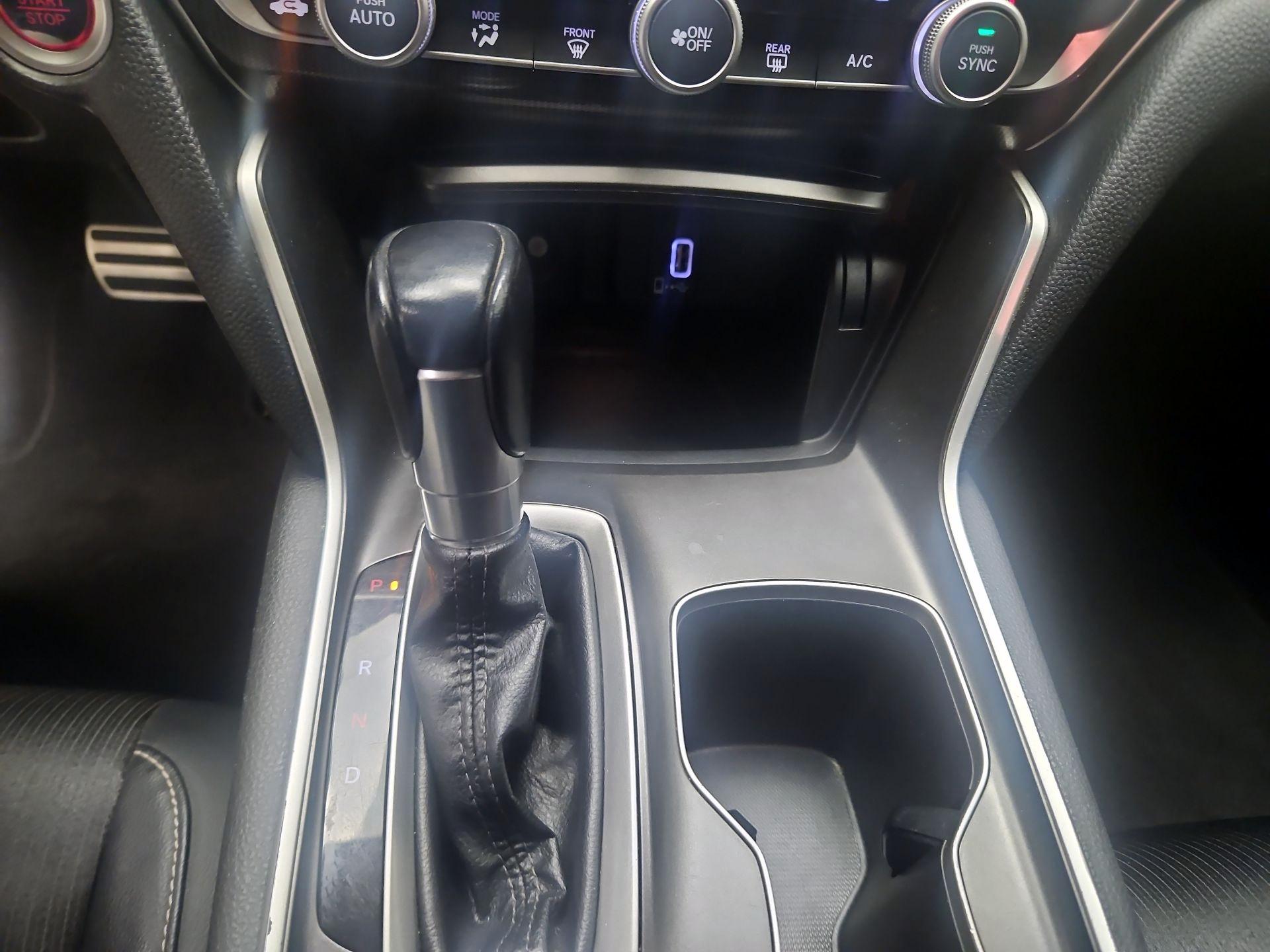 Thumbnail: 2018 Honda Accord - 17