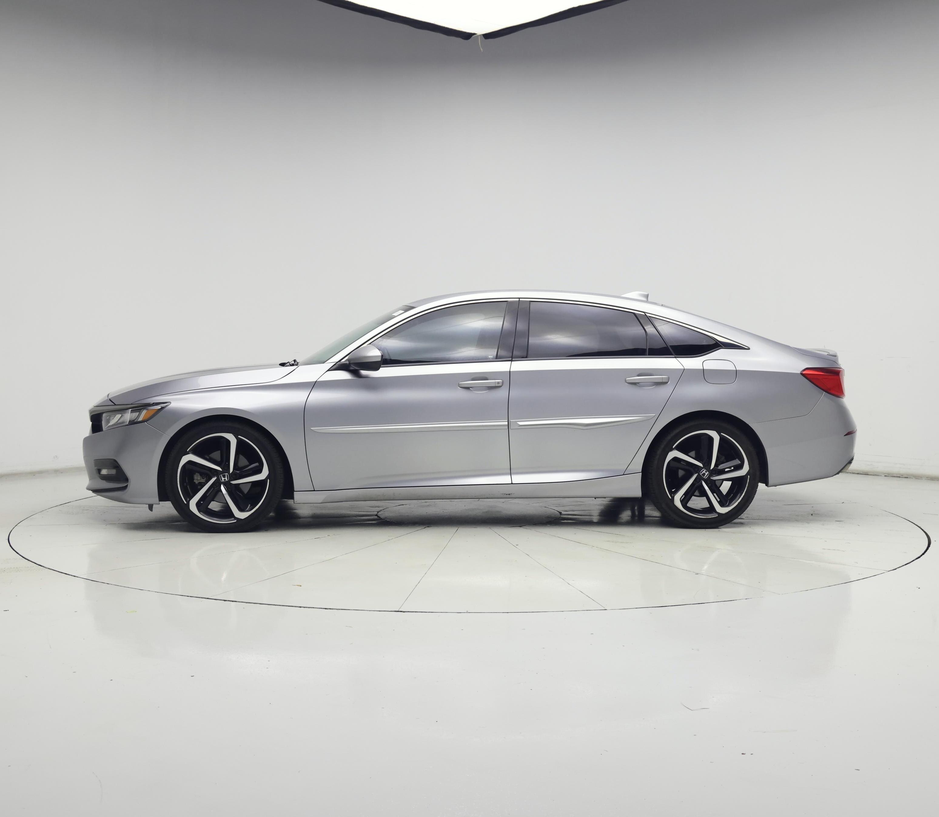 Thumbnail: 2018 Honda Accord - 3