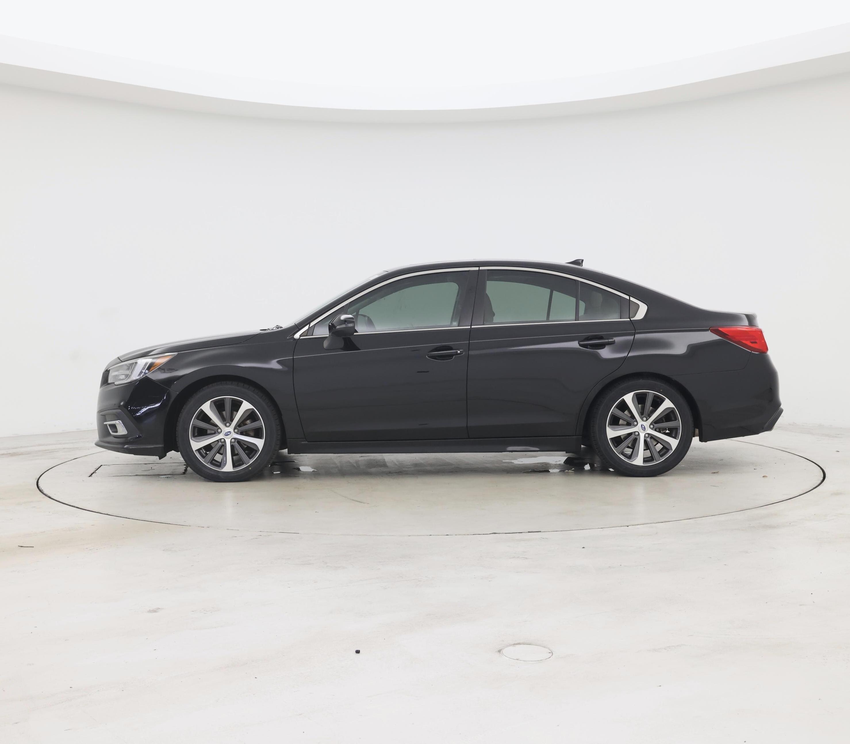 Thumbnail: 2019 Subaru Legacy - 3
