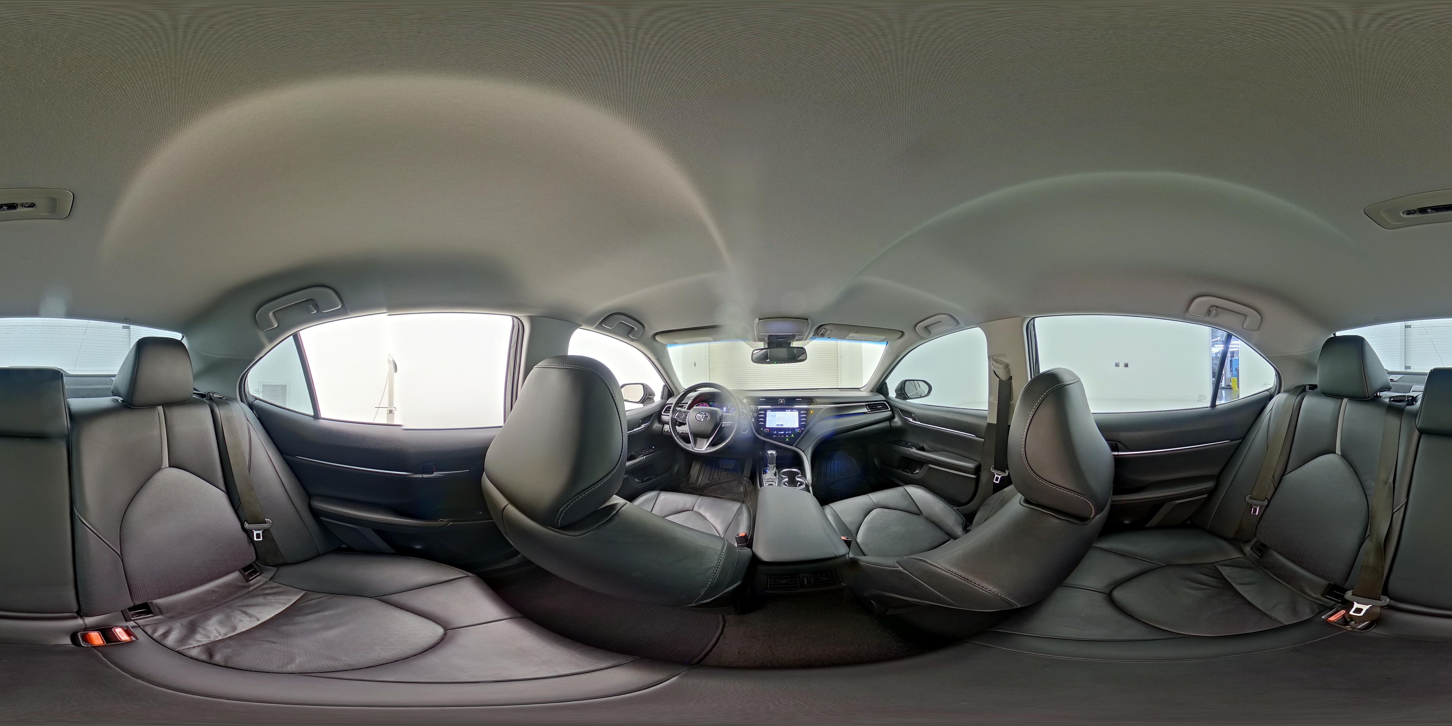 2020 Toyota Camry XSE - Photo 25