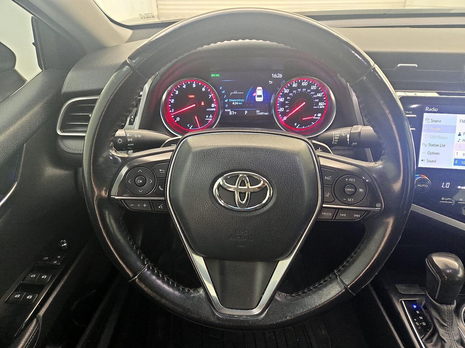 2020 Toyota Camry XSE - Photo 11
