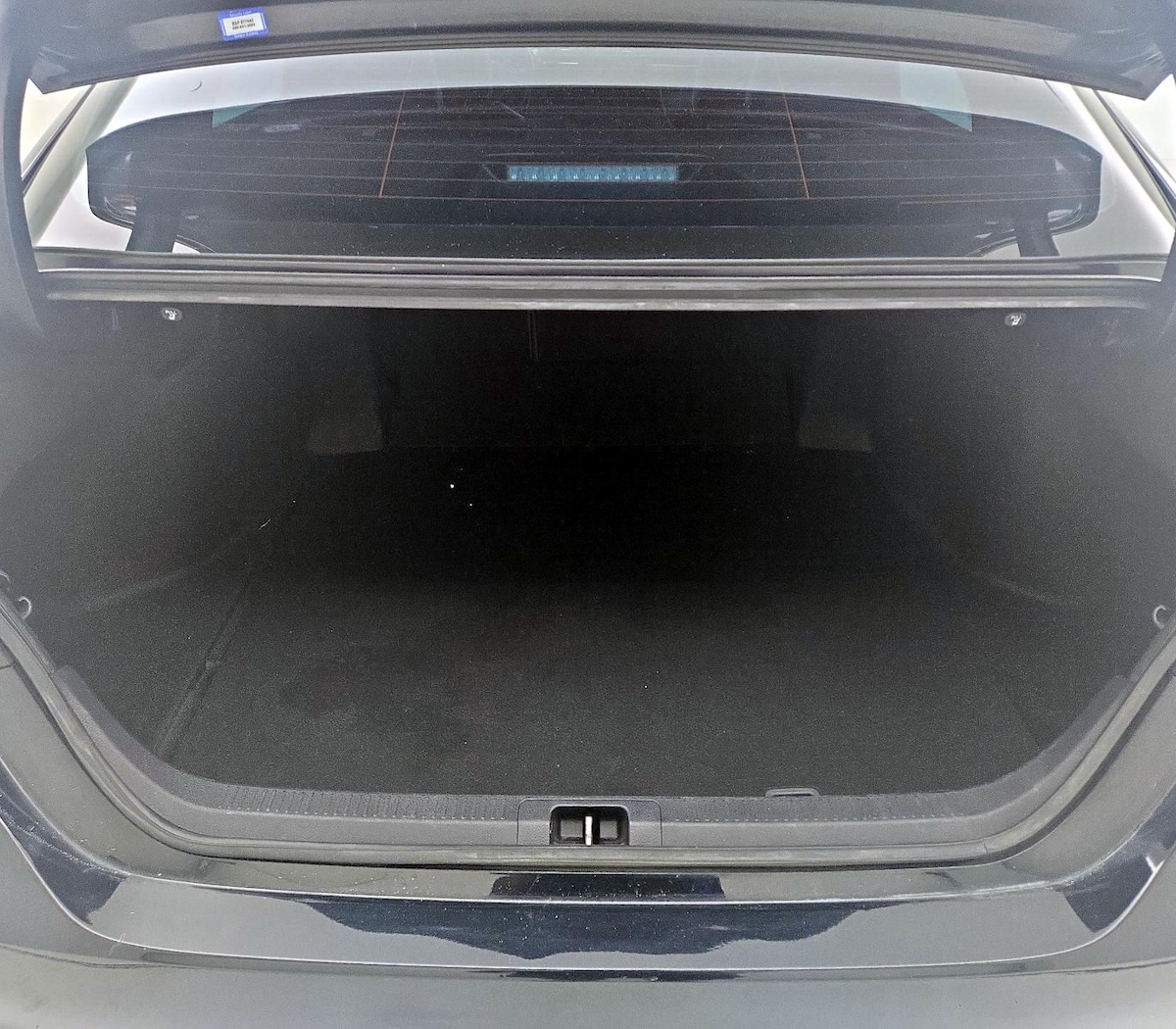 Trunk/Cargo (Seats Up)
