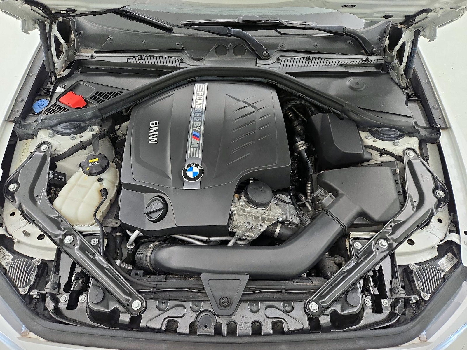 2018 BMW M2 Coupe Base - Photo 23