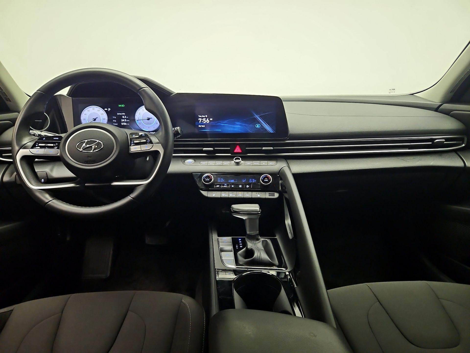 Thumbnail: 2023 Hyundai Elantra - 9