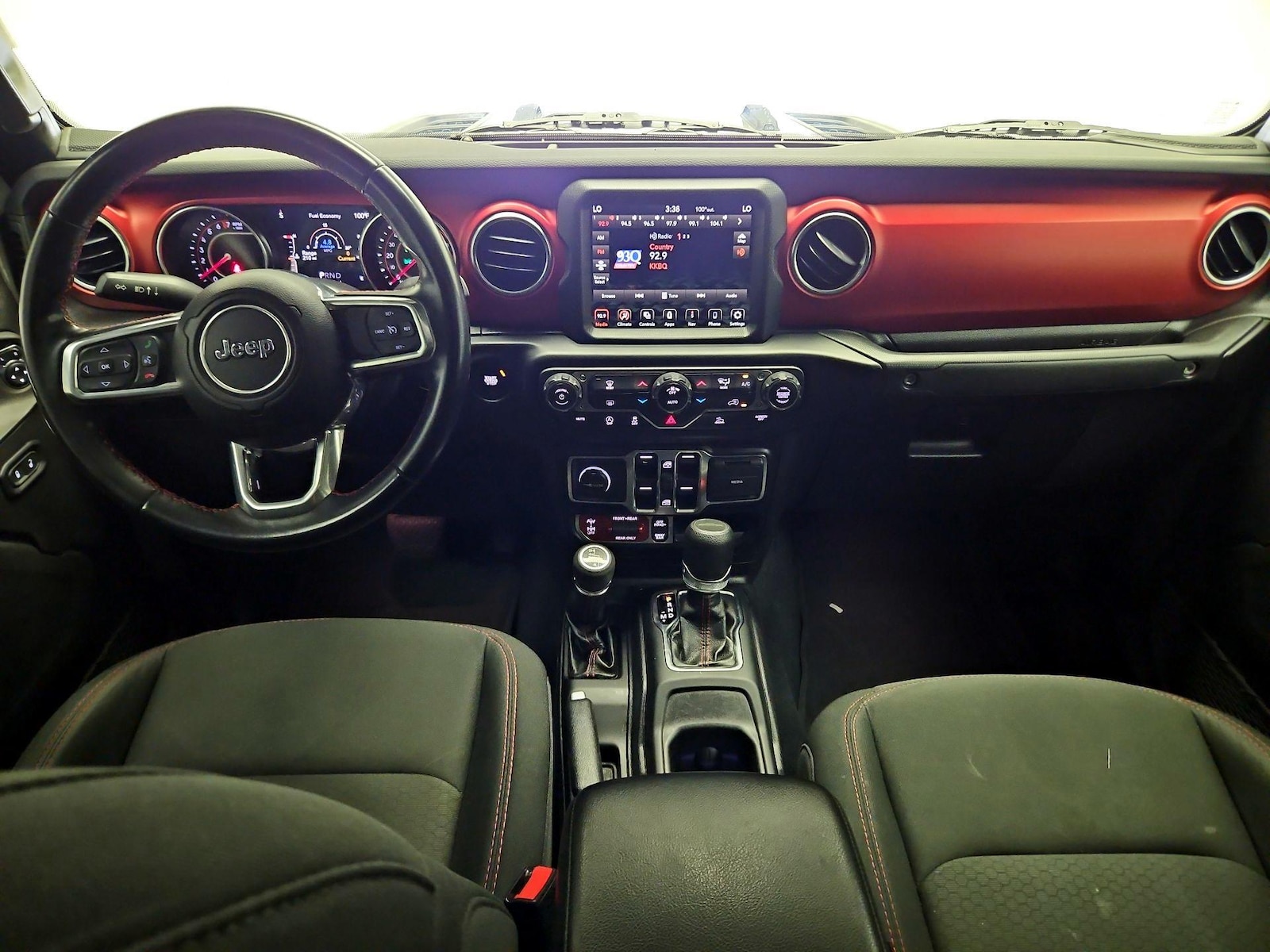 Apple CarPlay® & Android Auto™