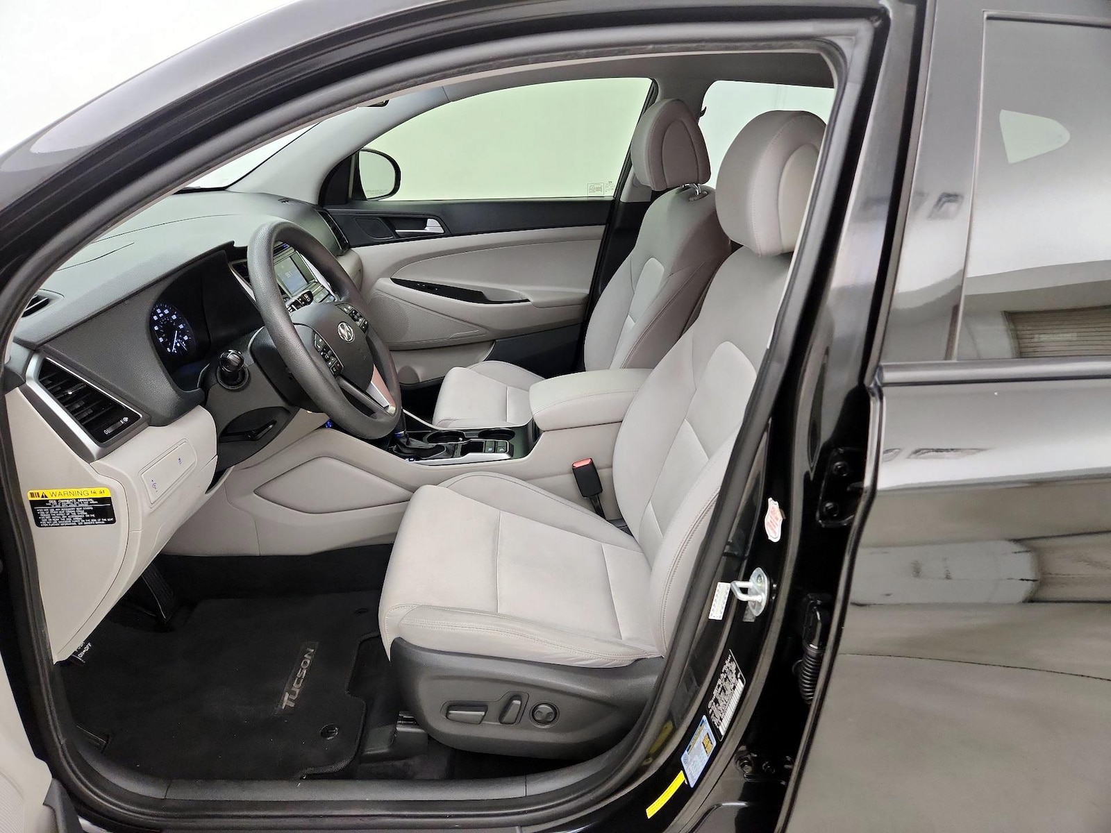 Power Seat(s) & Side Airbags