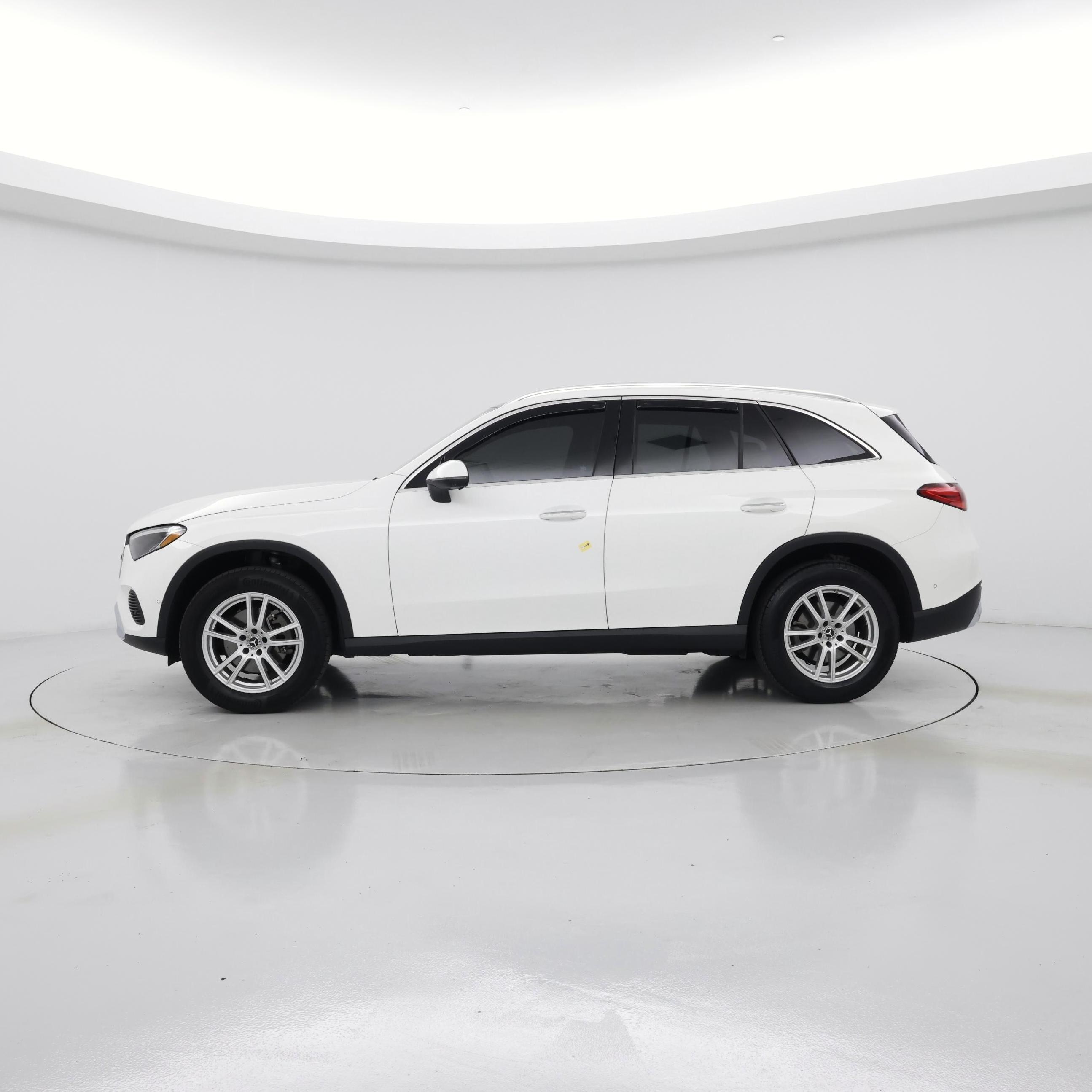 Thumbnail: 2023 Mercedes-Benz GLC - 3