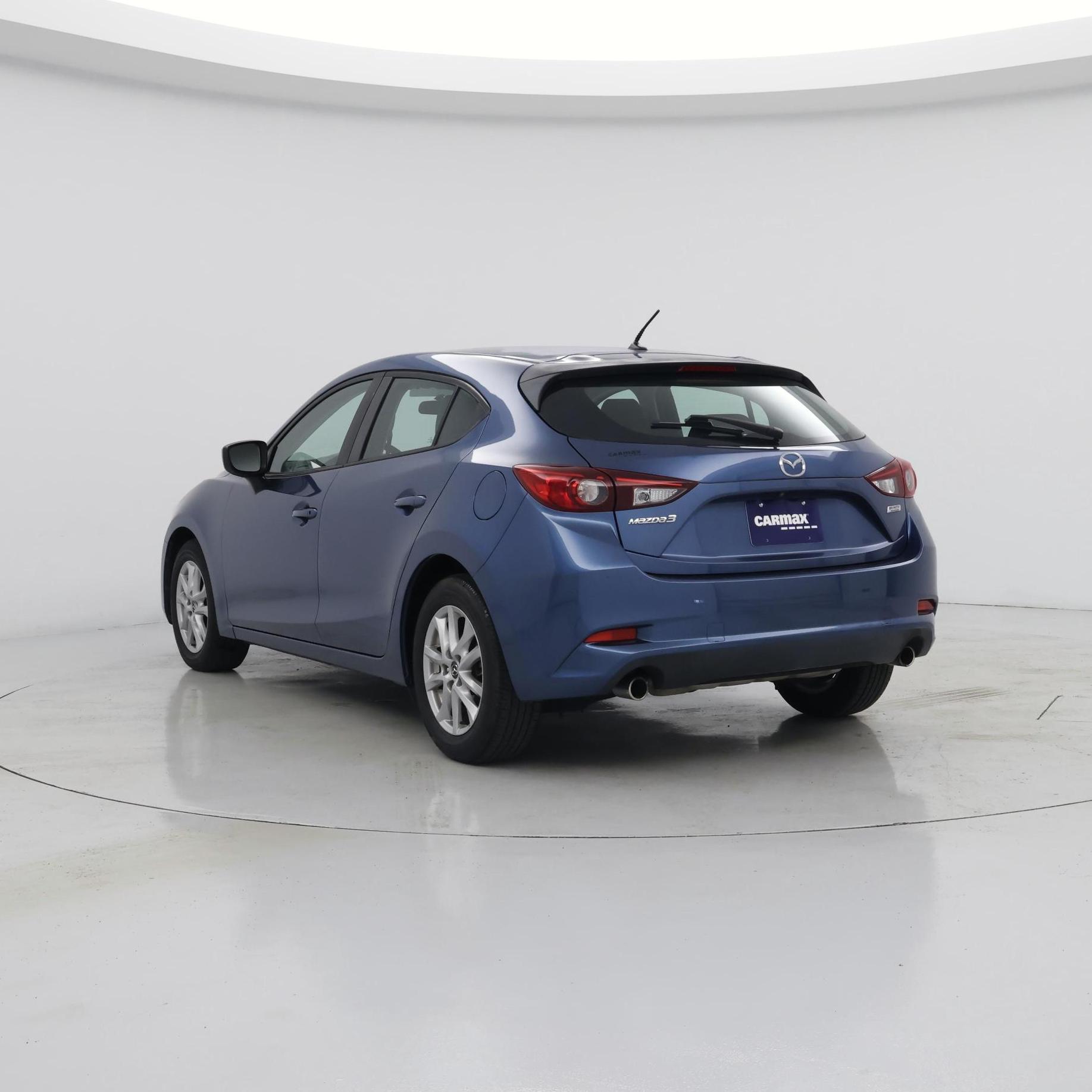Thumbnail: 2017 Mazda Mazda3 - 2