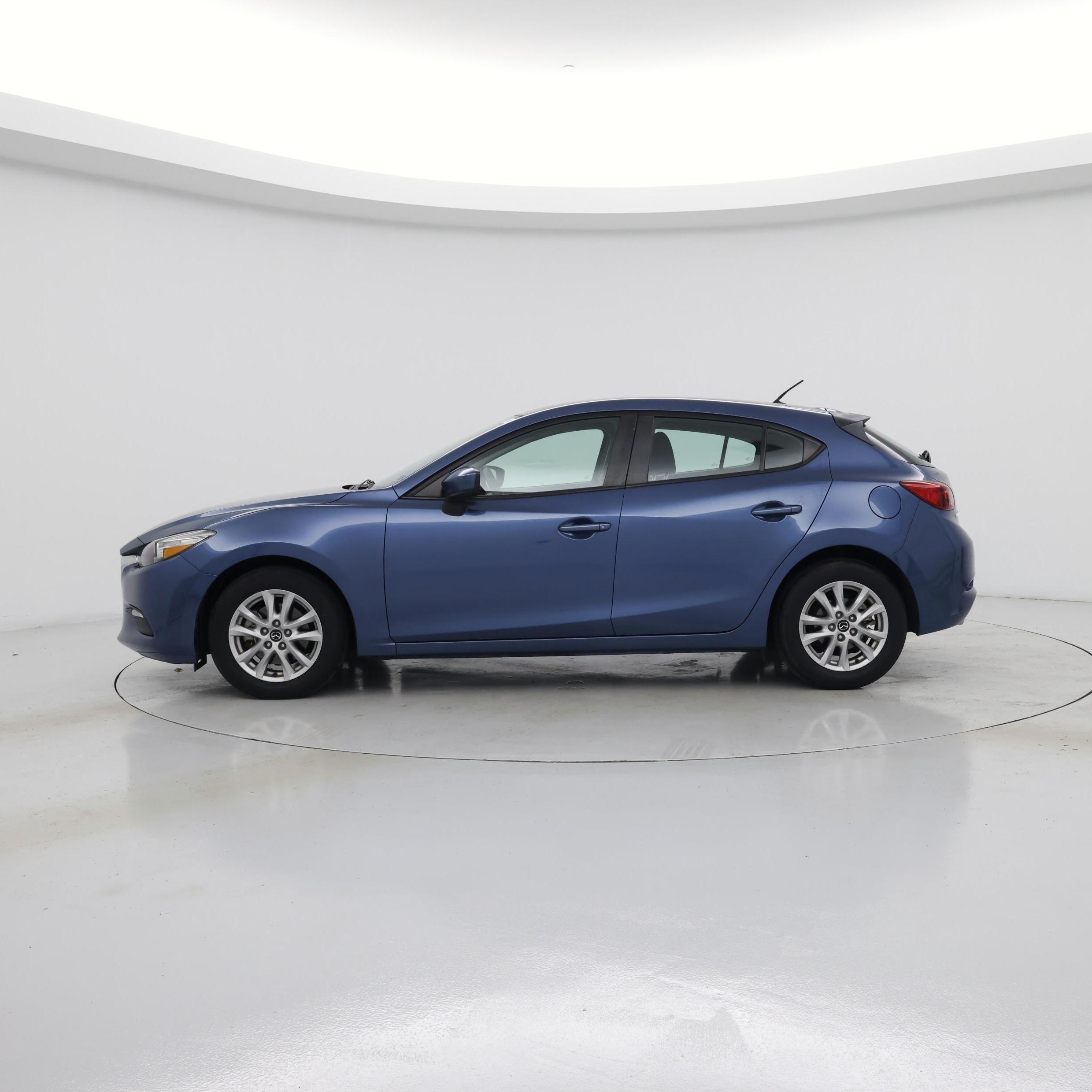 Thumbnail: 2017 Mazda Mazda3 - 3