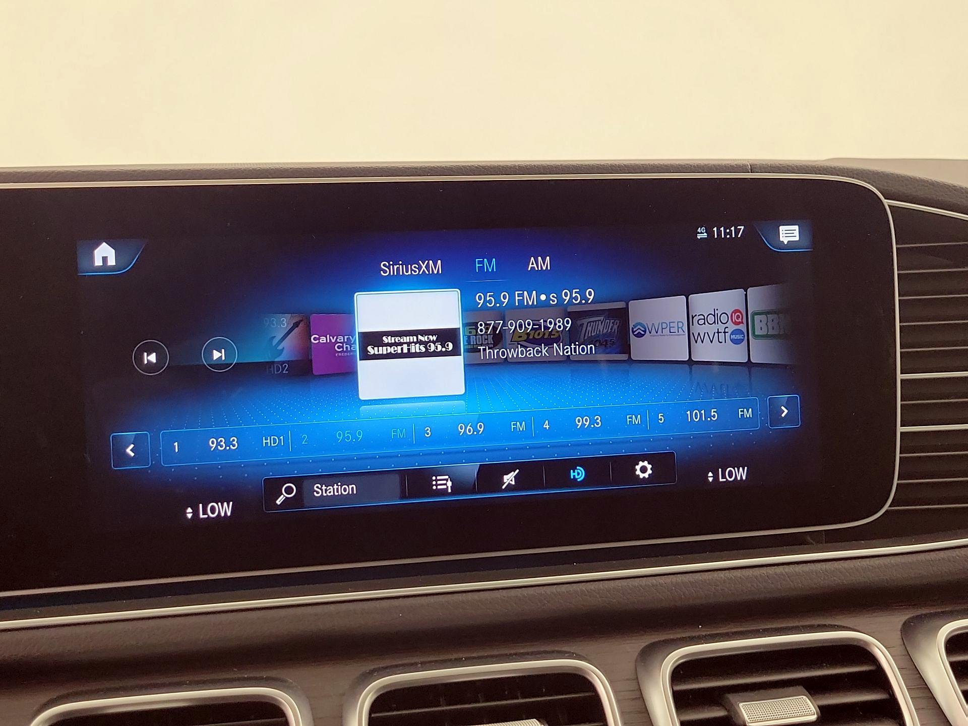 Thumbnail: 2021 Mercedes-Benz GLS - 16